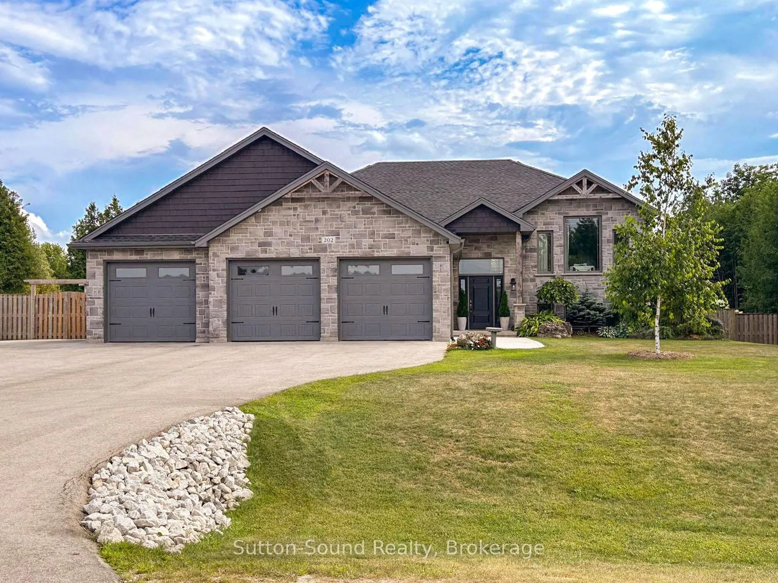 Photo 1 of 202 Meredith Way, Chatsworth — HOMEH