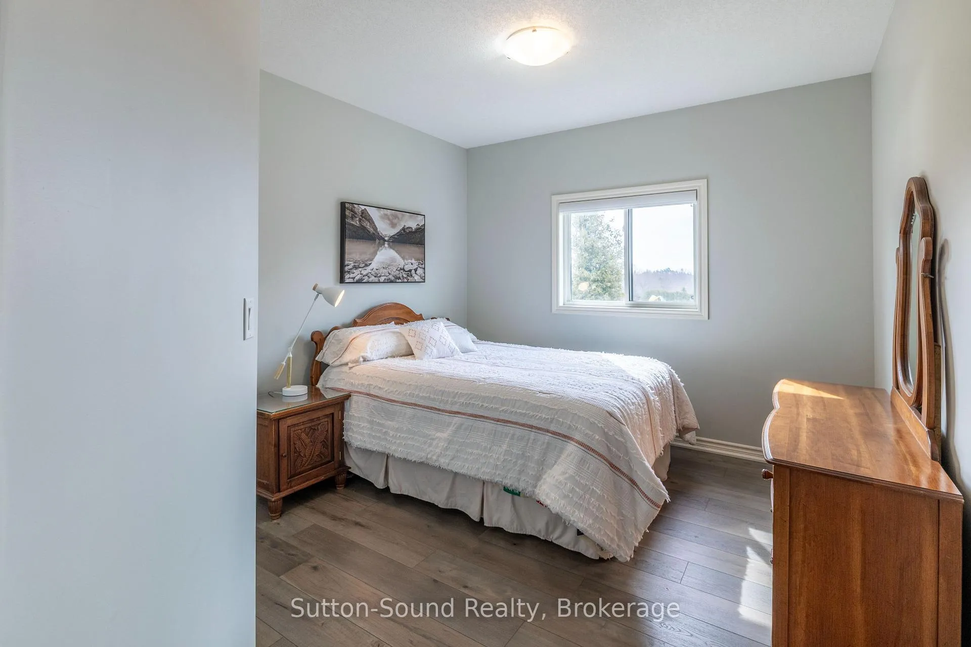 Photo 18 of 202 Meredith Way, Chatsworth — HOMEH