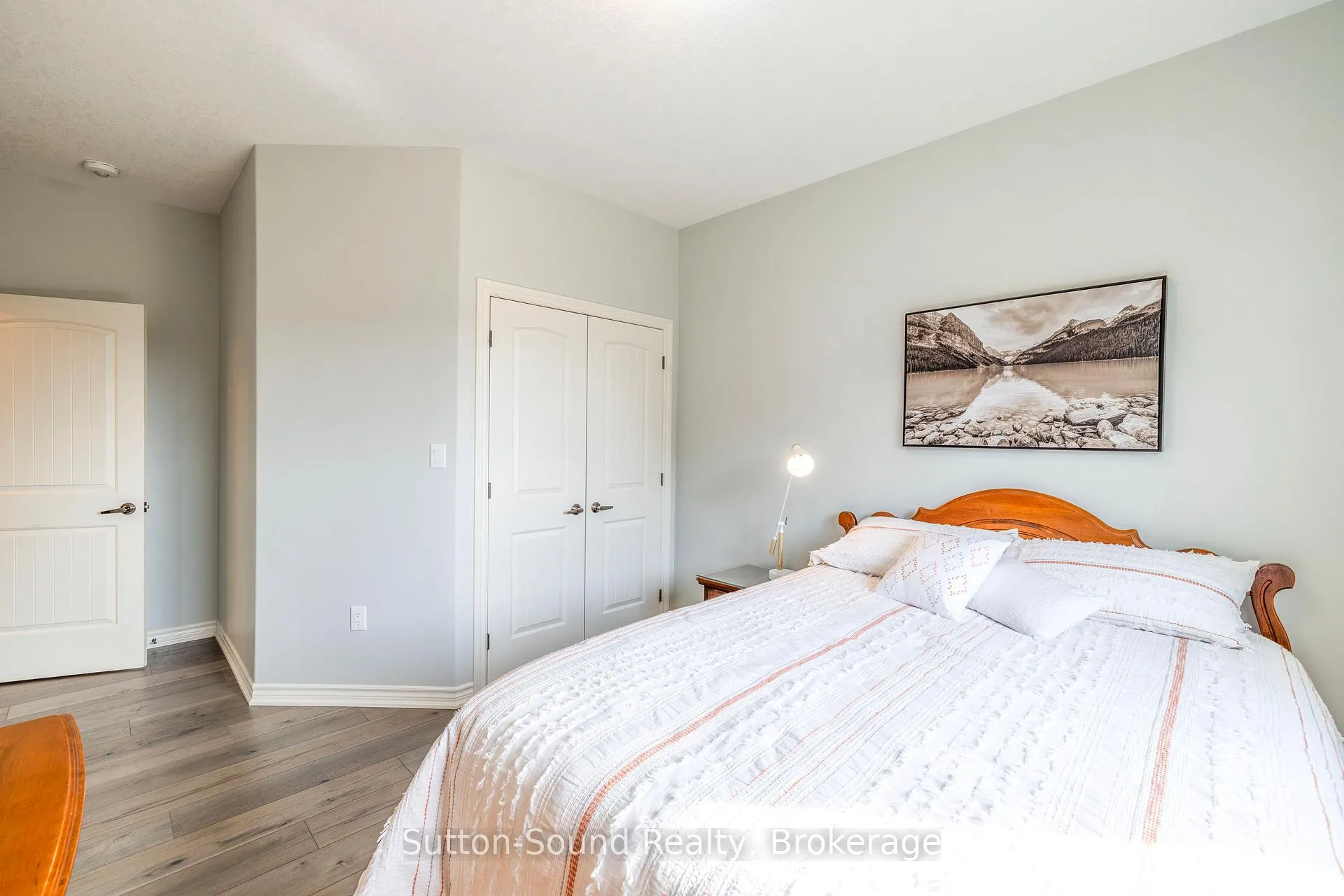 Photo 19 of 202 Meredith Way, Chatsworth — HOMEH