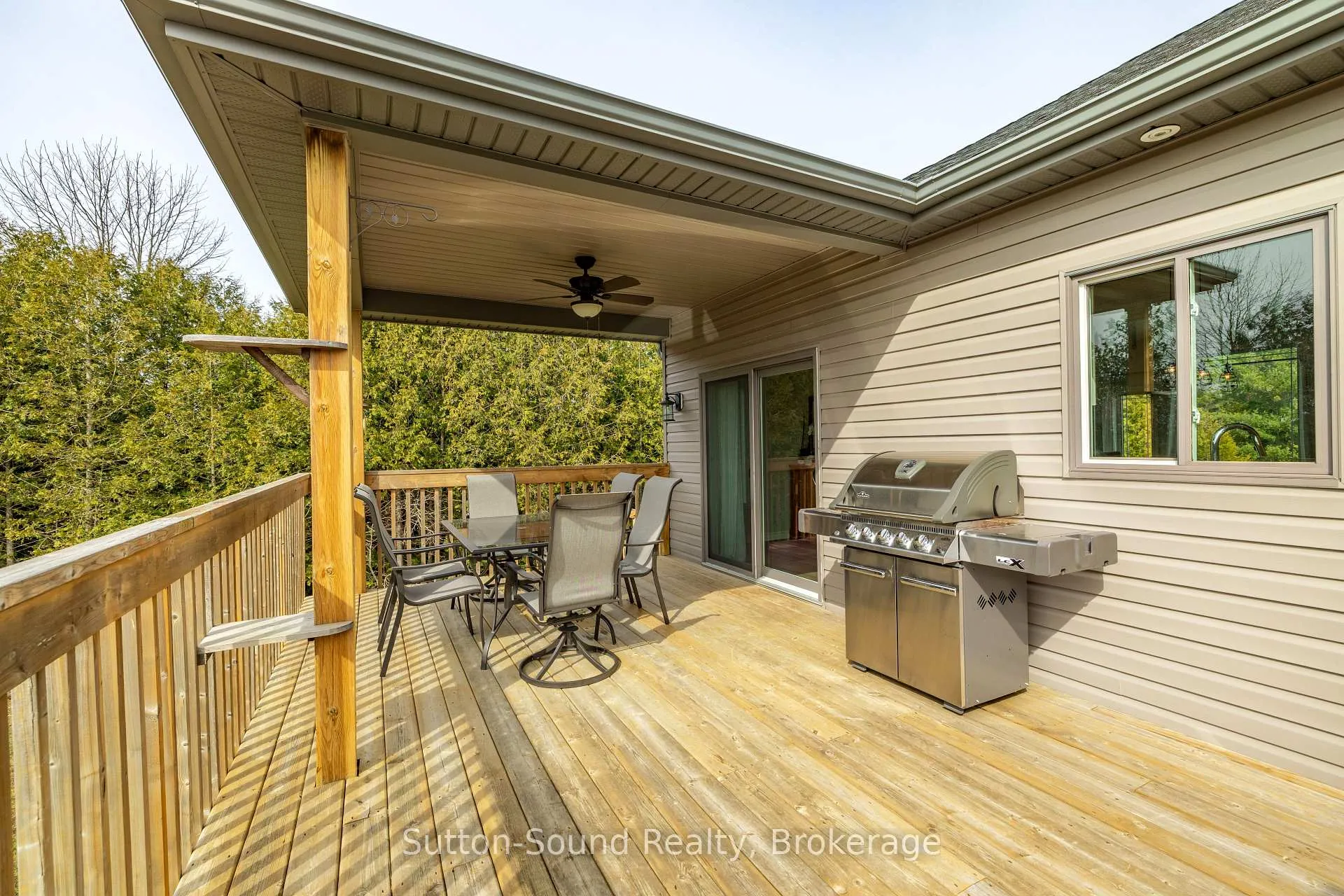 Photo 36 of 202 Meredith Way, Chatsworth — HOMEH