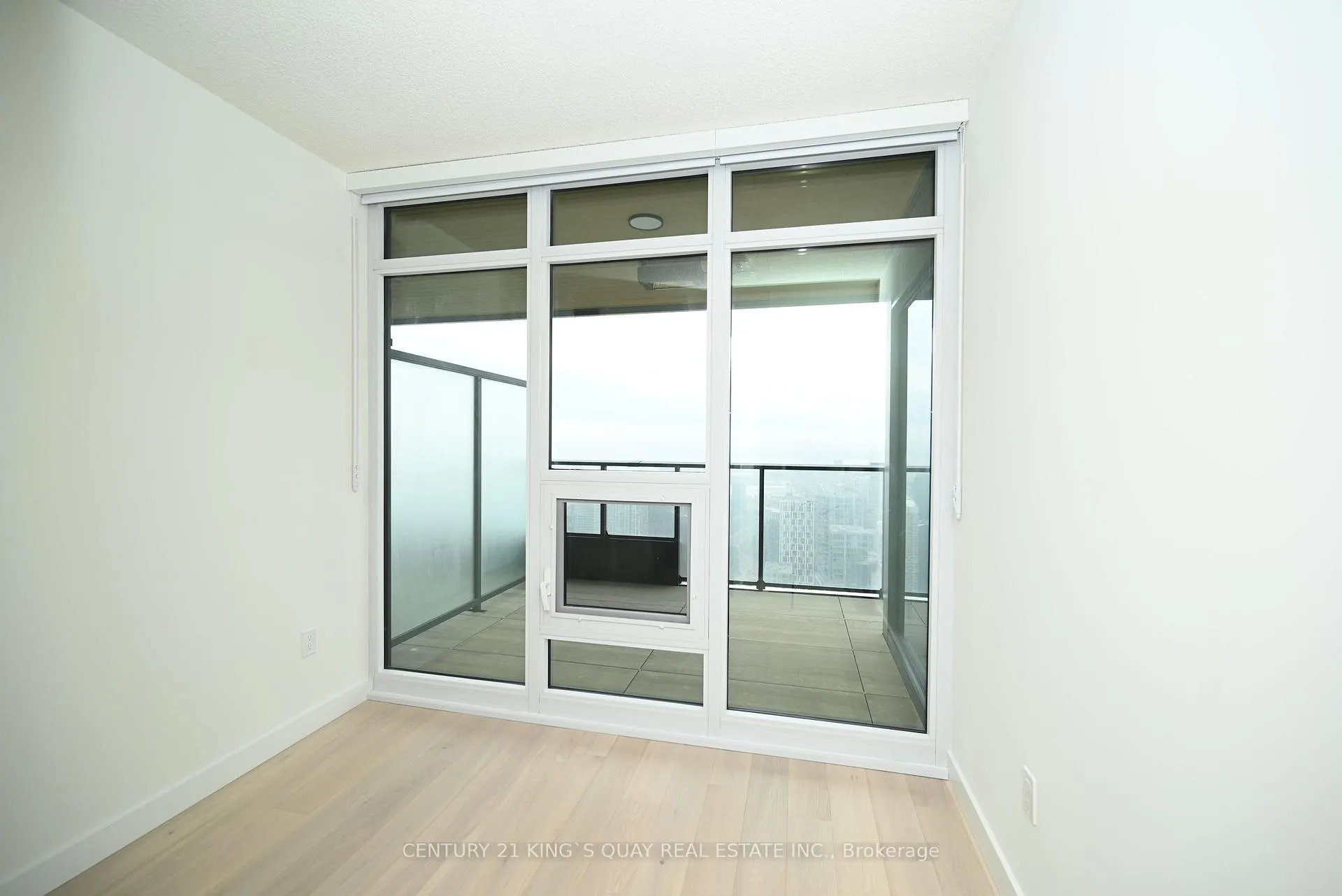 Photo 20 of Unit 6201, 3 Concord Cityplace Way, Toronto, Waterfront Communities — HOMEH