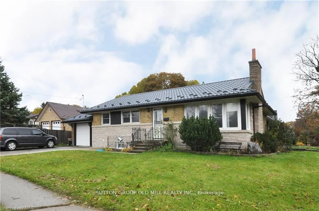 Photo 2 of 251 Erb Street E, Waterloo — HOMEH