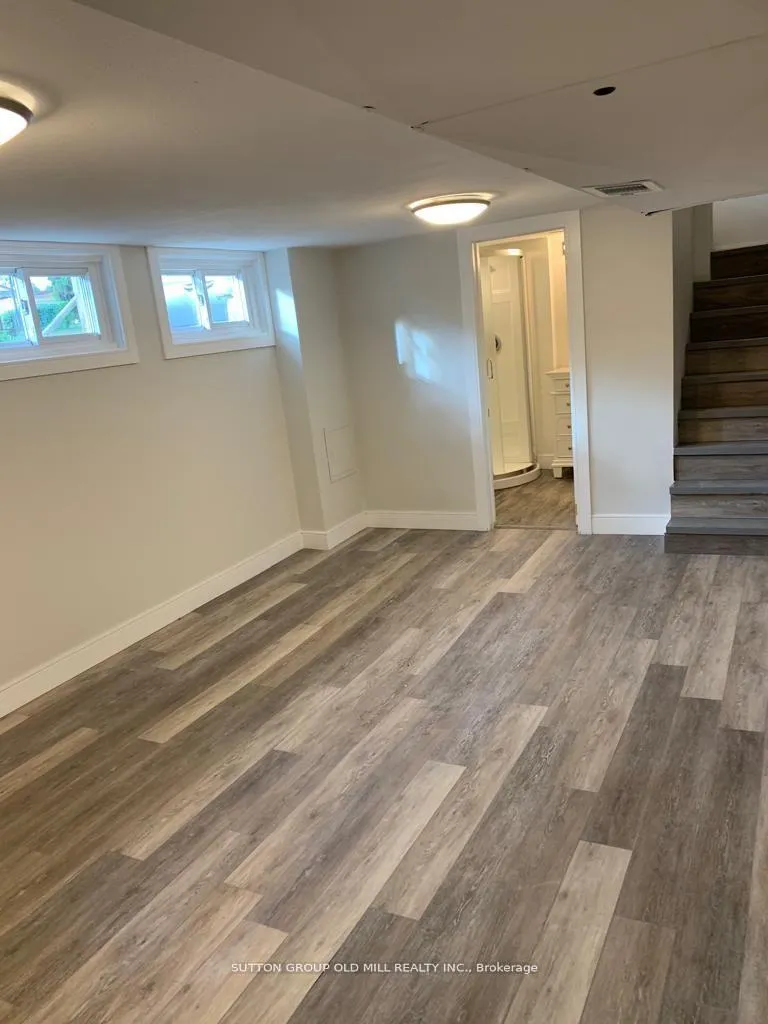 Photo 4 of 251 Erb Street E, Waterloo — HOMEH