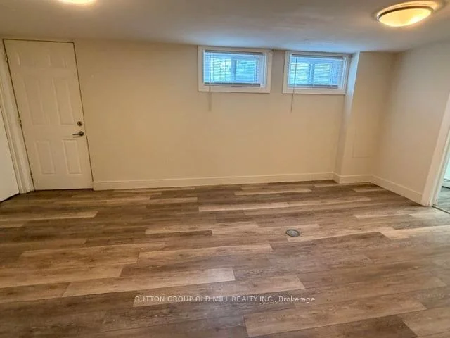 Photo 27 of 251 Erb Street E, Waterloo — HOMEH