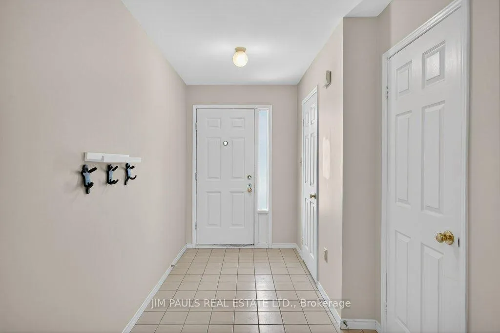 Photo 8 of 86 Rita Avenue, Hamilton, Templemead — HOMEH