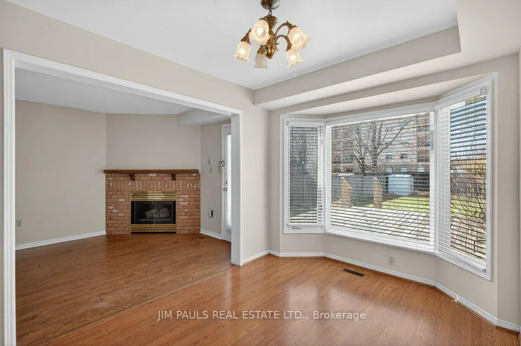 Photo 15 of 86 Rita Avenue, Hamilton, Templemead — HOMEH