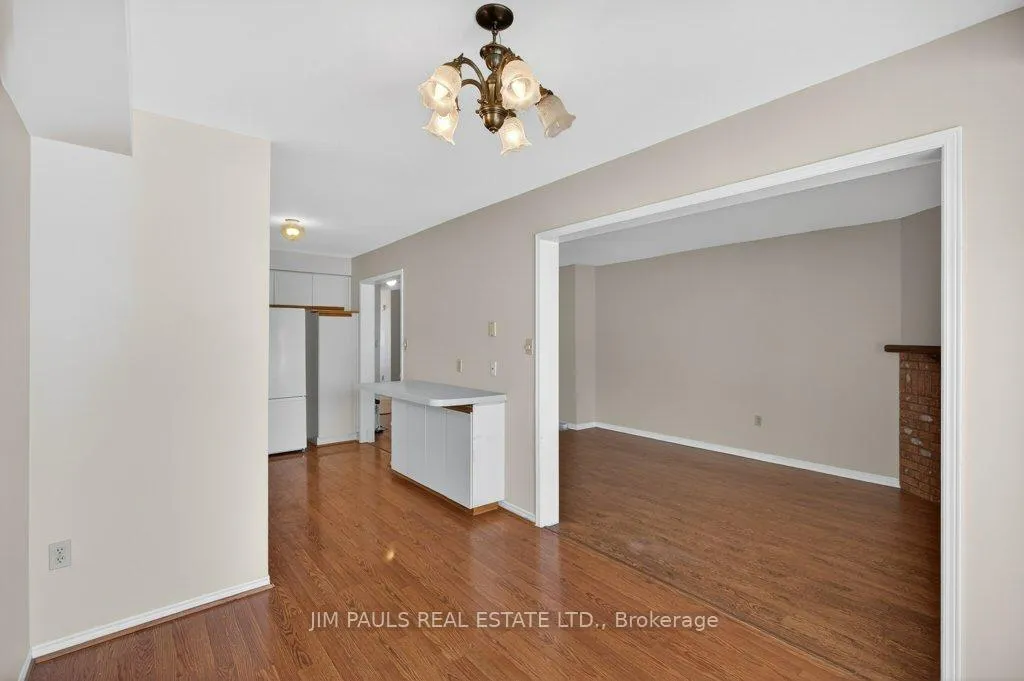 Photo 16 of 86 Rita Avenue, Hamilton, Templemead — HOMEH