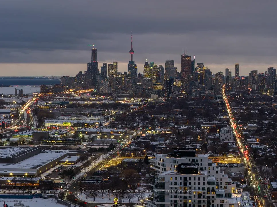 Photo 6 of 85 Northern Dancer Boulevard, Toronto, The Beaches — HOMEH