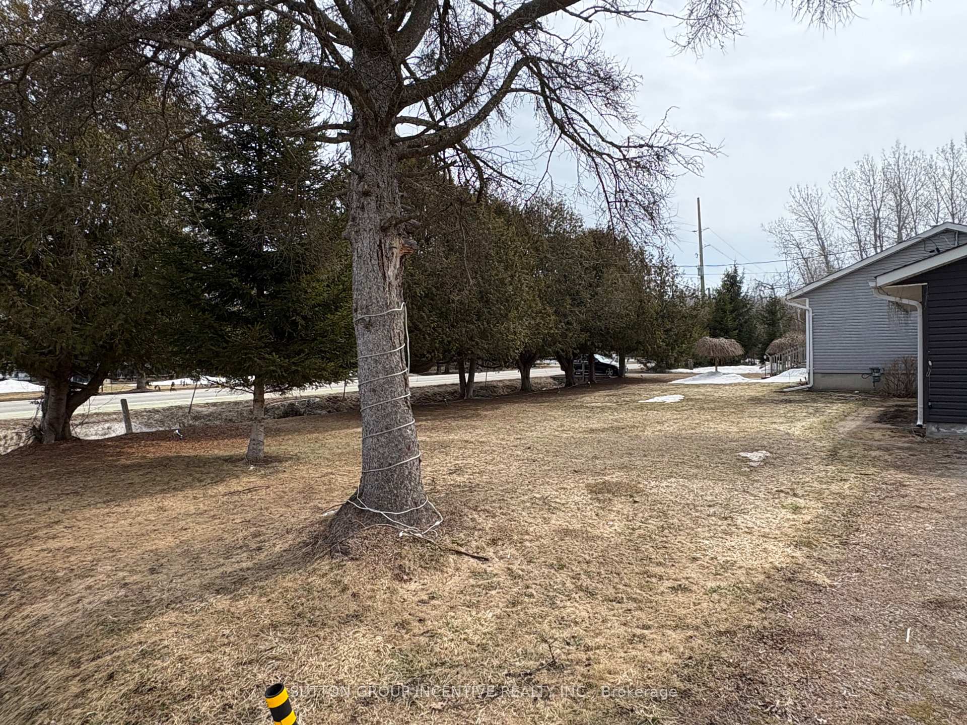 Photo 17 of 1672 St Johns Road, Innisfil, Alcona — HOMEH