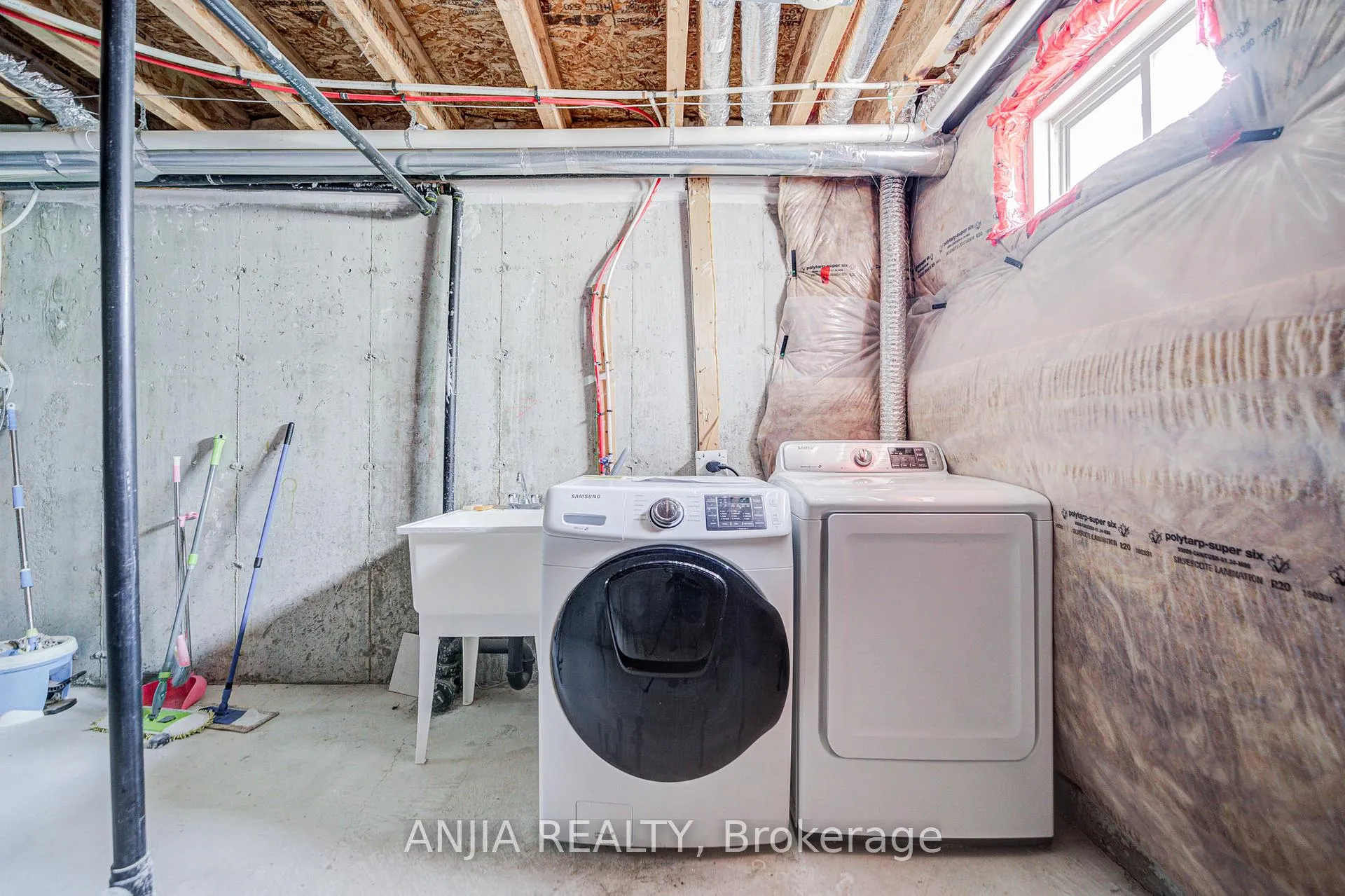 Photo 13 of 9349 Kennedy Road, Markham, Berczy — HOMEH