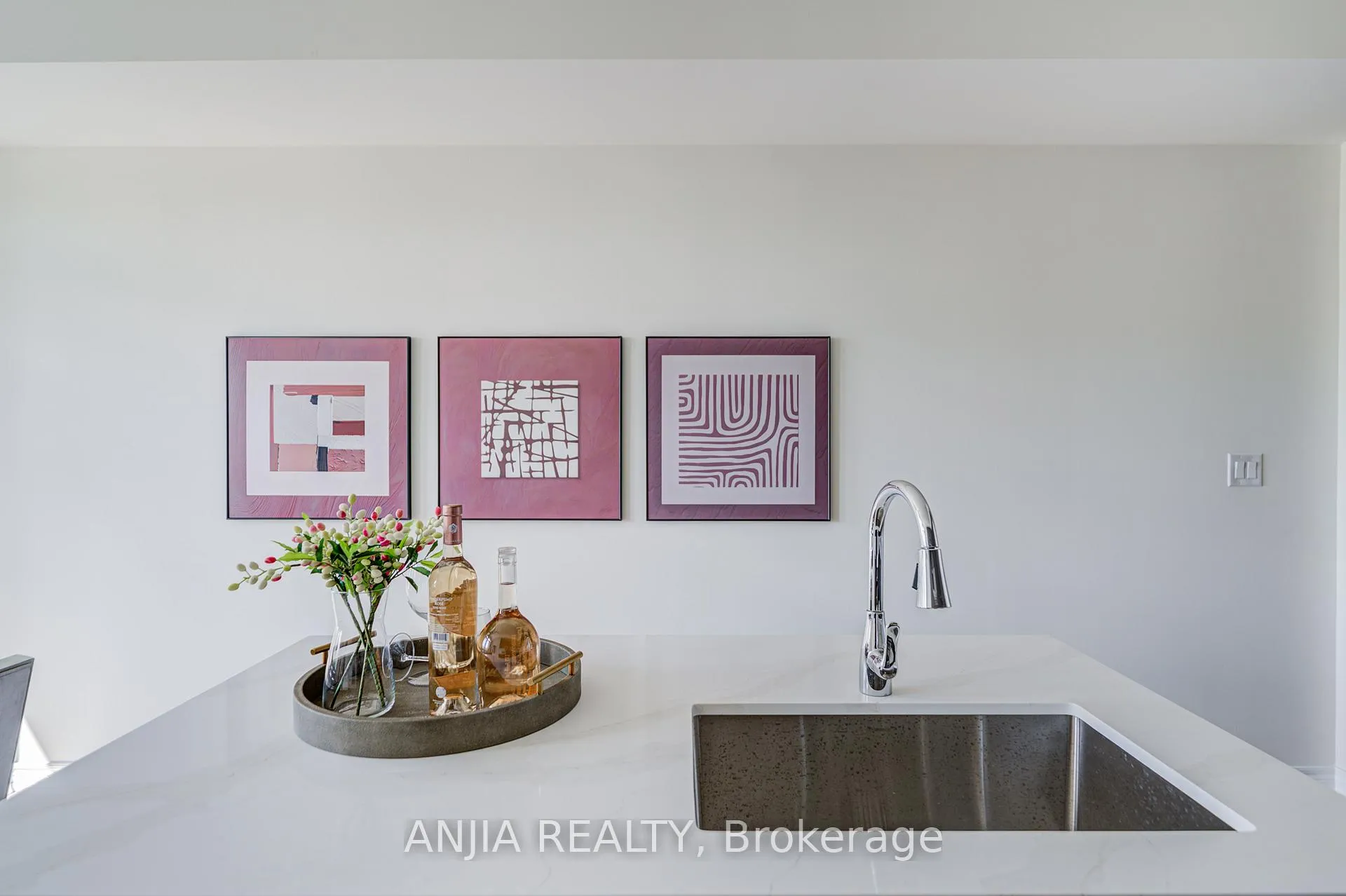 Photo 21 of 9349 Kennedy Road, Markham, Berczy — HOMEH