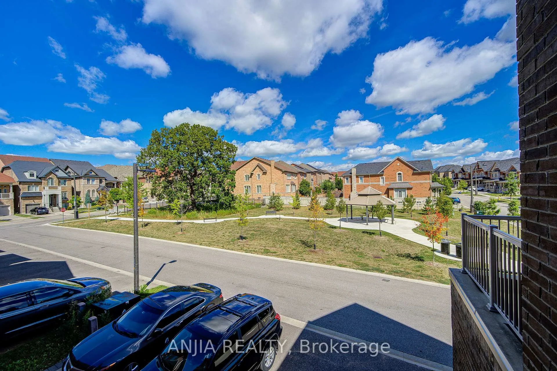 Photo 33 of 9349 Kennedy Road, Markham, Berczy — HOMEH
