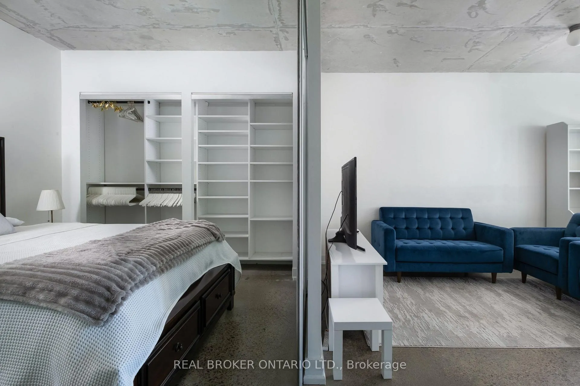 Photo 3 of Unit 203, 2 Gladstone Avenue, Toronto, Little Portugal — HOMEH