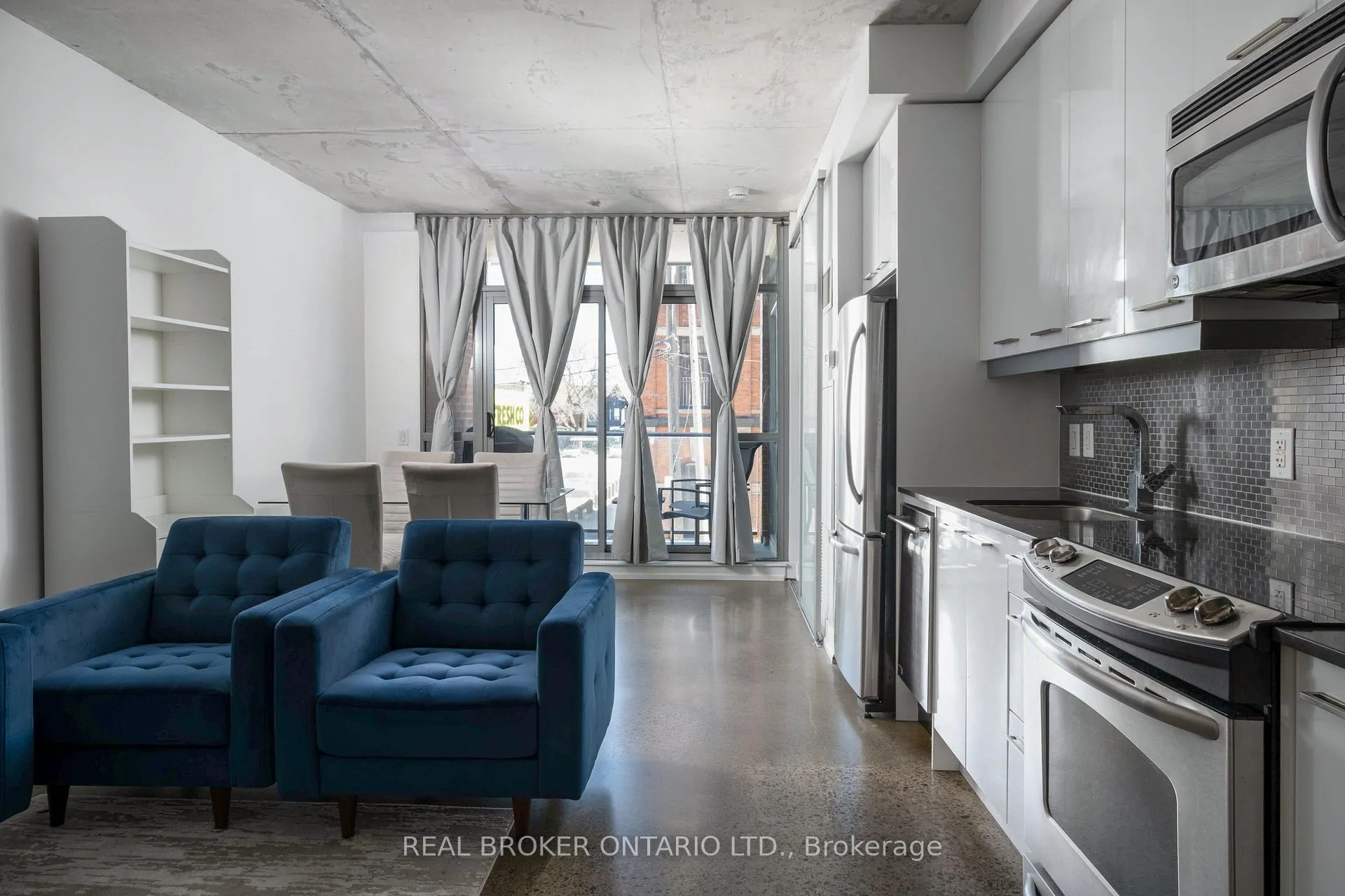 Photo 5 of Unit 203, 2 Gladstone Avenue, Toronto, Little Portugal — HOMEH