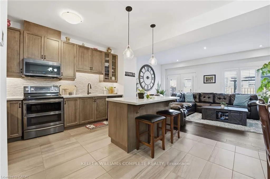 Photo 5 of Unit 31, 30 Times Square Boulevard, Hamilton, Stoney Creek Mountain — HOMEH