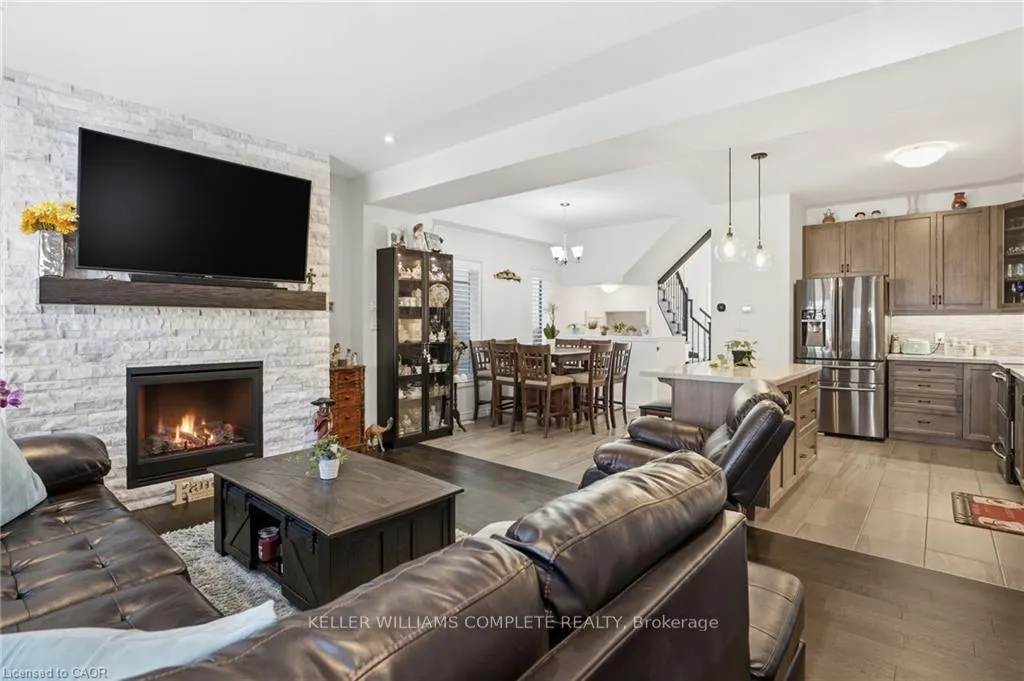 Photo 10 of Unit 31, 30 Times Square Boulevard, Hamilton, Stoney Creek Mountain — HOMEH