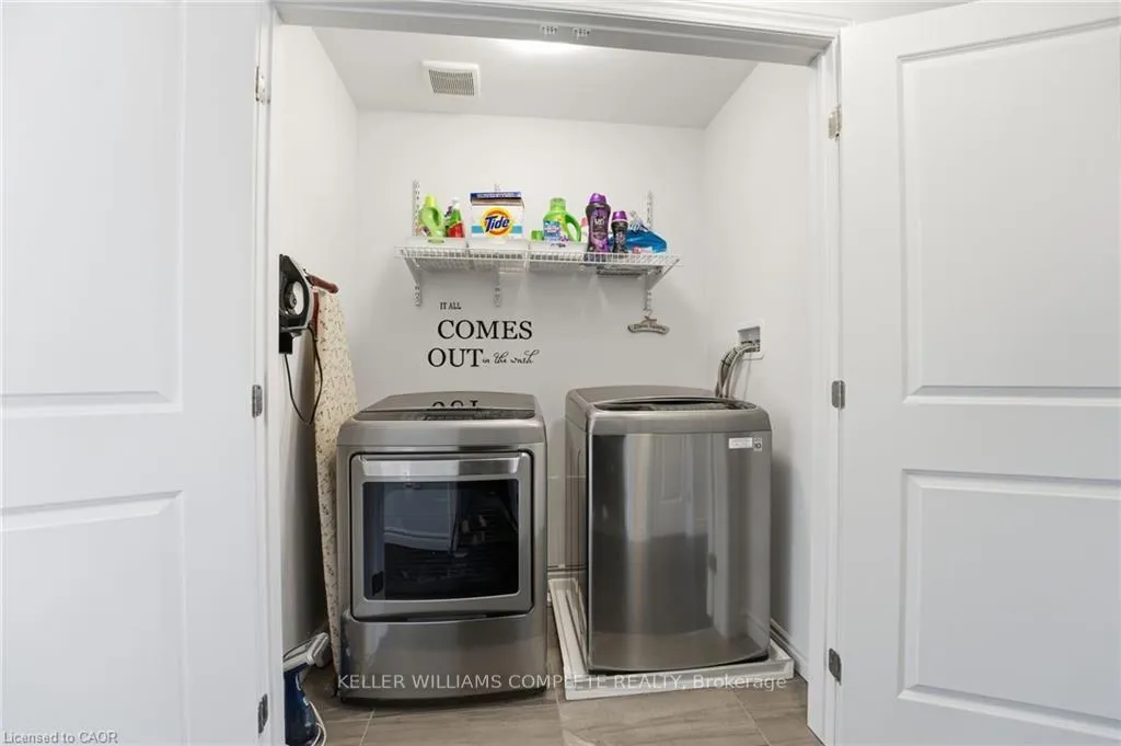 Photo 19 of Unit 31, 30 Times Square Boulevard, Hamilton, Stoney Creek Mountain — HOMEH