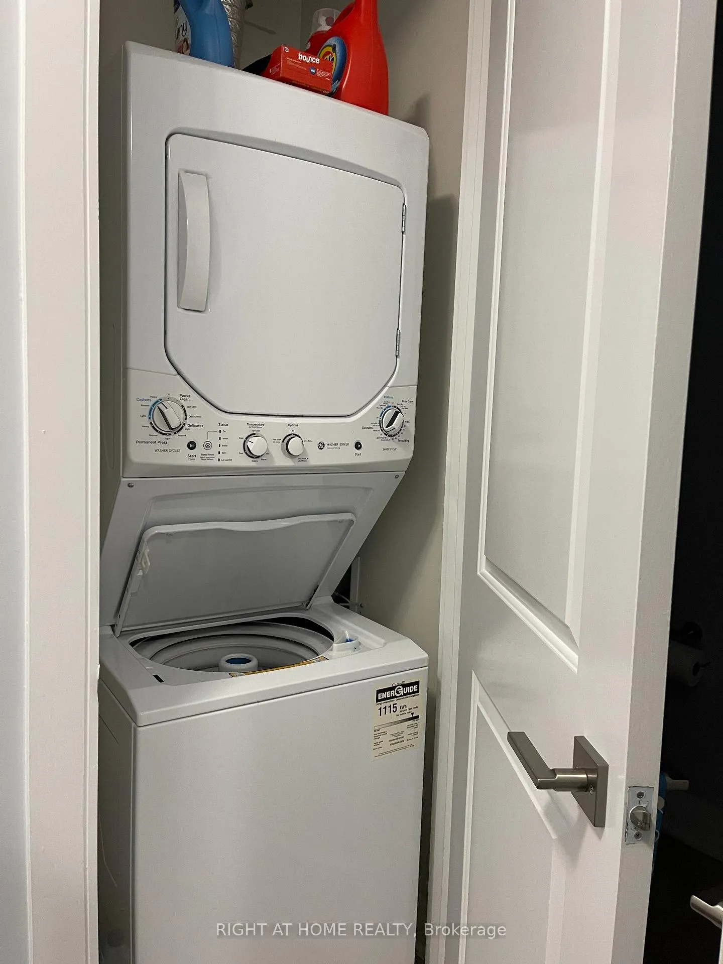 Photo 7 of Unit 708, 150 Main Street W, Hamilton, Central — HOMEH