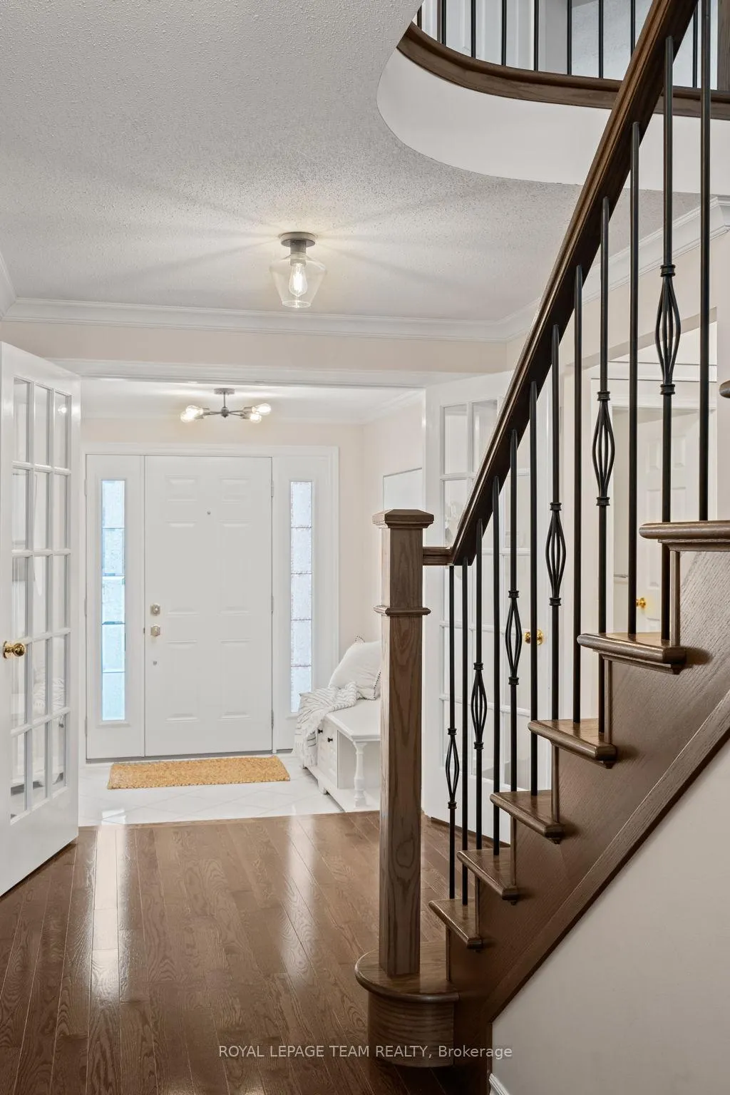 Photo 3 of 15 Wellfleet Crescent, Ottawa, Barrhaven - Cedargrove/Fraserdale — HOMEH