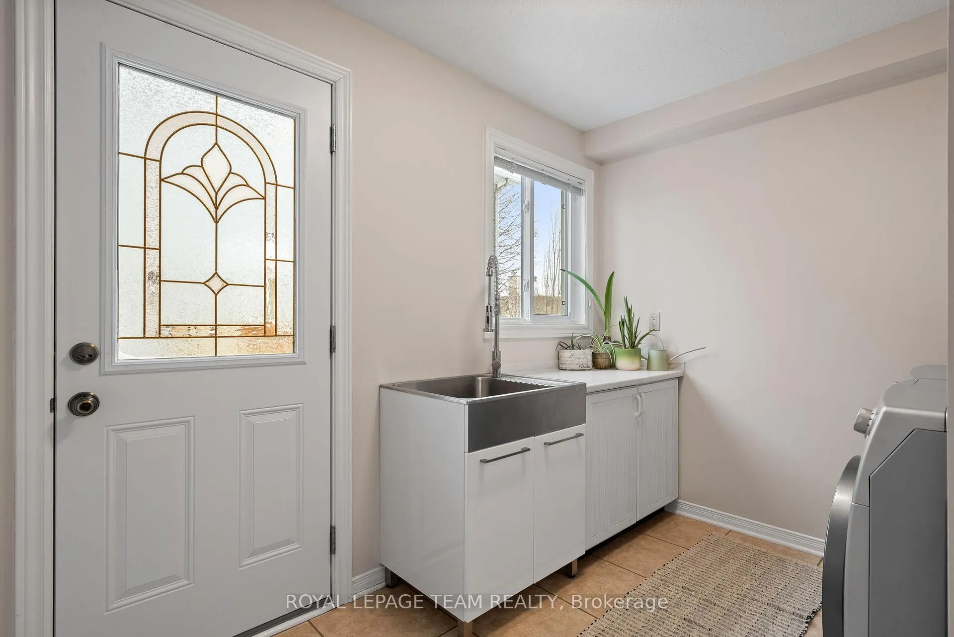 Photo 18 of 15 Wellfleet Crescent, Ottawa, Barrhaven - Cedargrove/Fraserdale — HOMEH