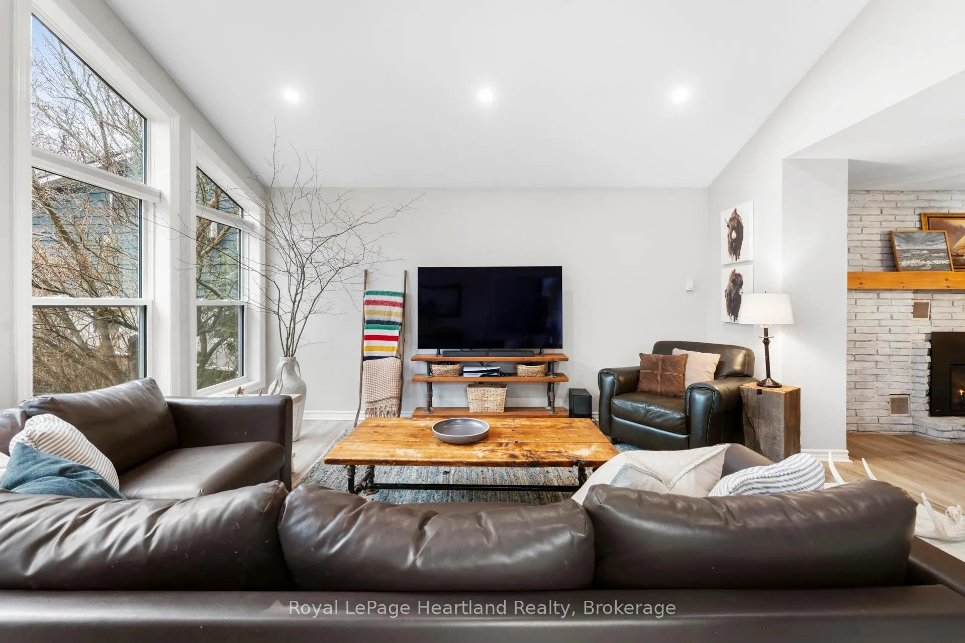 Photo 17 of 209 Cedar Close, Huron-Kinloss — HOMEH