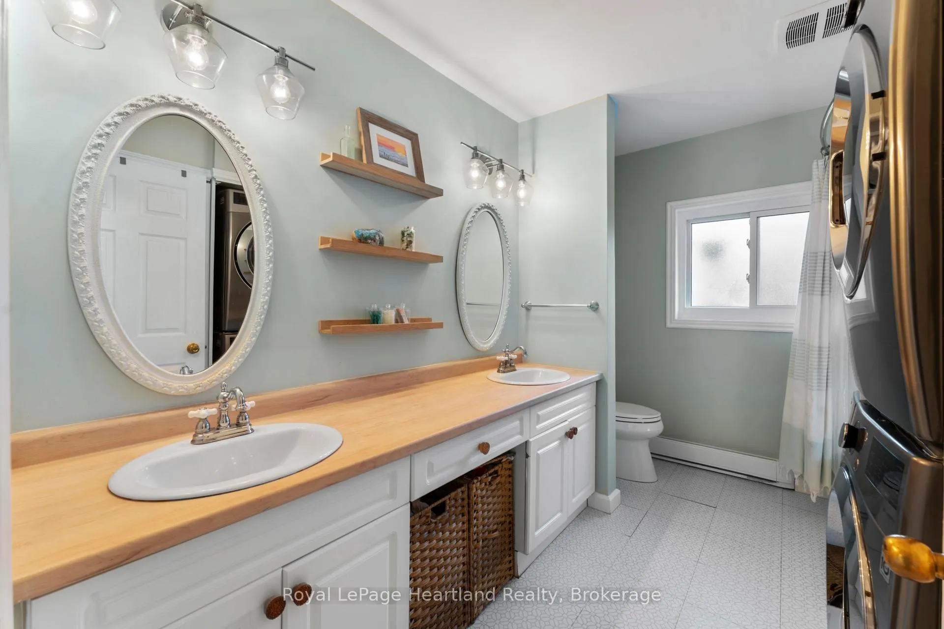 Photo 22 of 209 Cedar Close, Huron-Kinloss — HOMEH