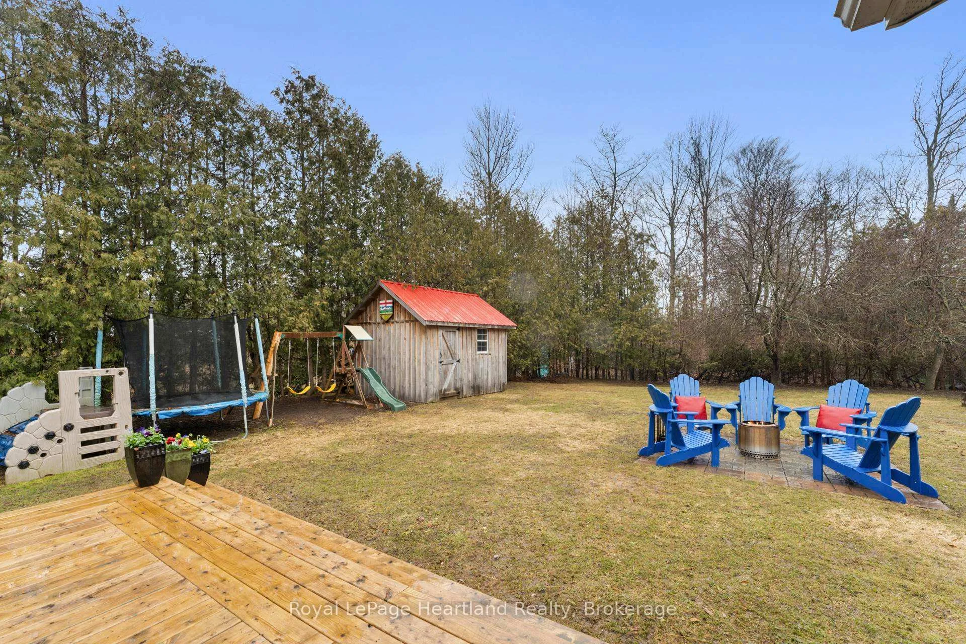 Photo 34 of 209 Cedar Close, Huron-Kinloss — HOMEH