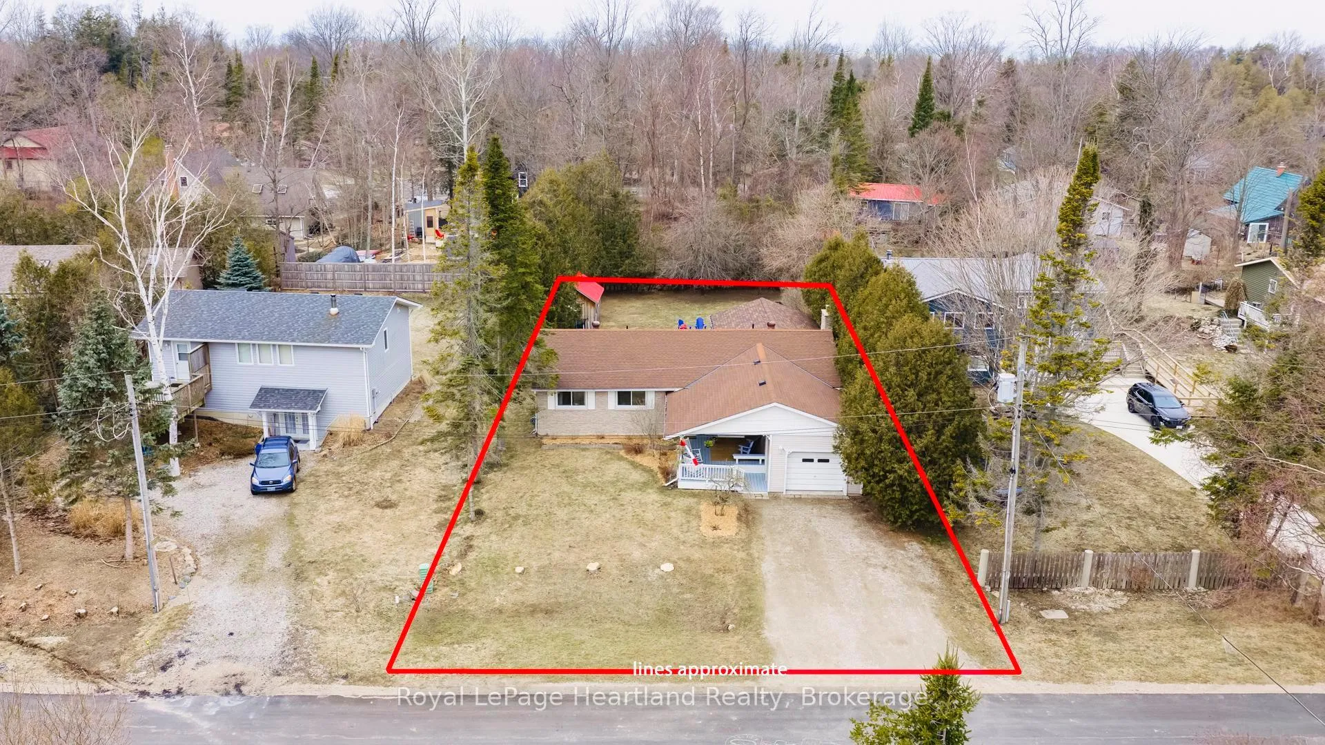 Photo 36 of 209 Cedar Close, Huron-Kinloss — HOMEH
