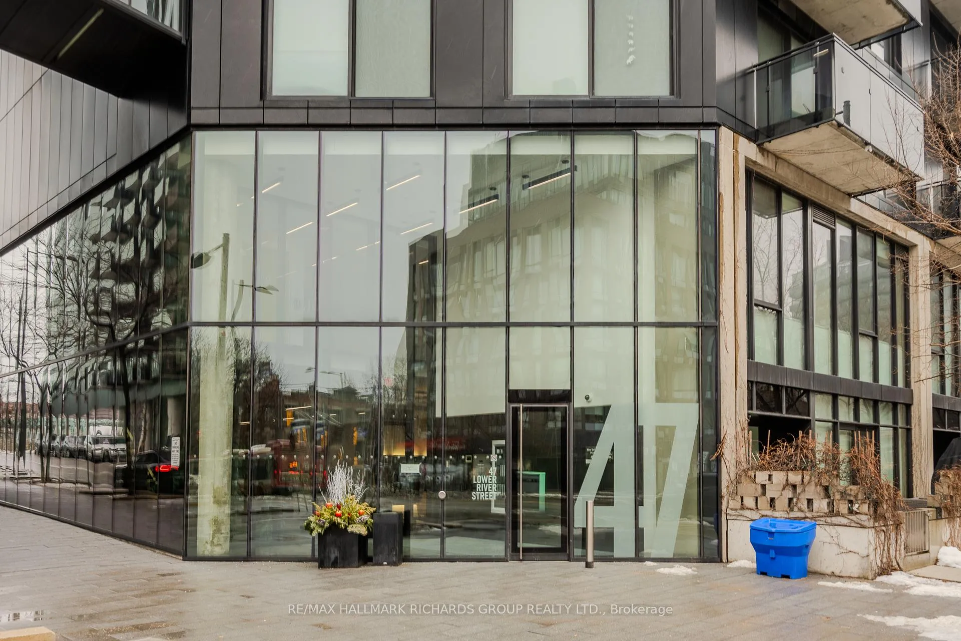 Photo 2 of Unit 529, 47 Lower River Street, Toronto, Moss Park — HOMEH