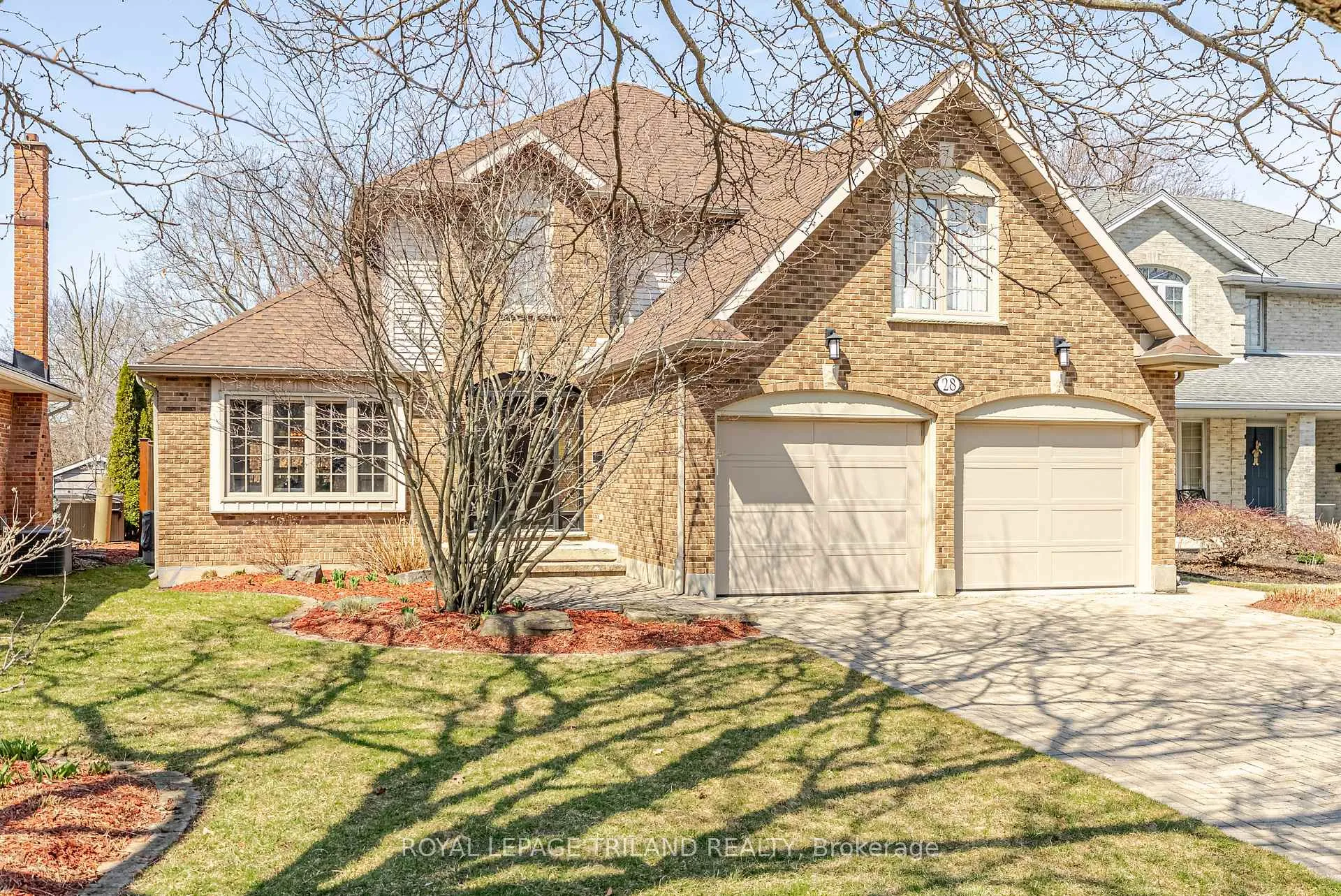 Photo 3 of 28 Sinclair Crescent, Aylmer — HOMEH