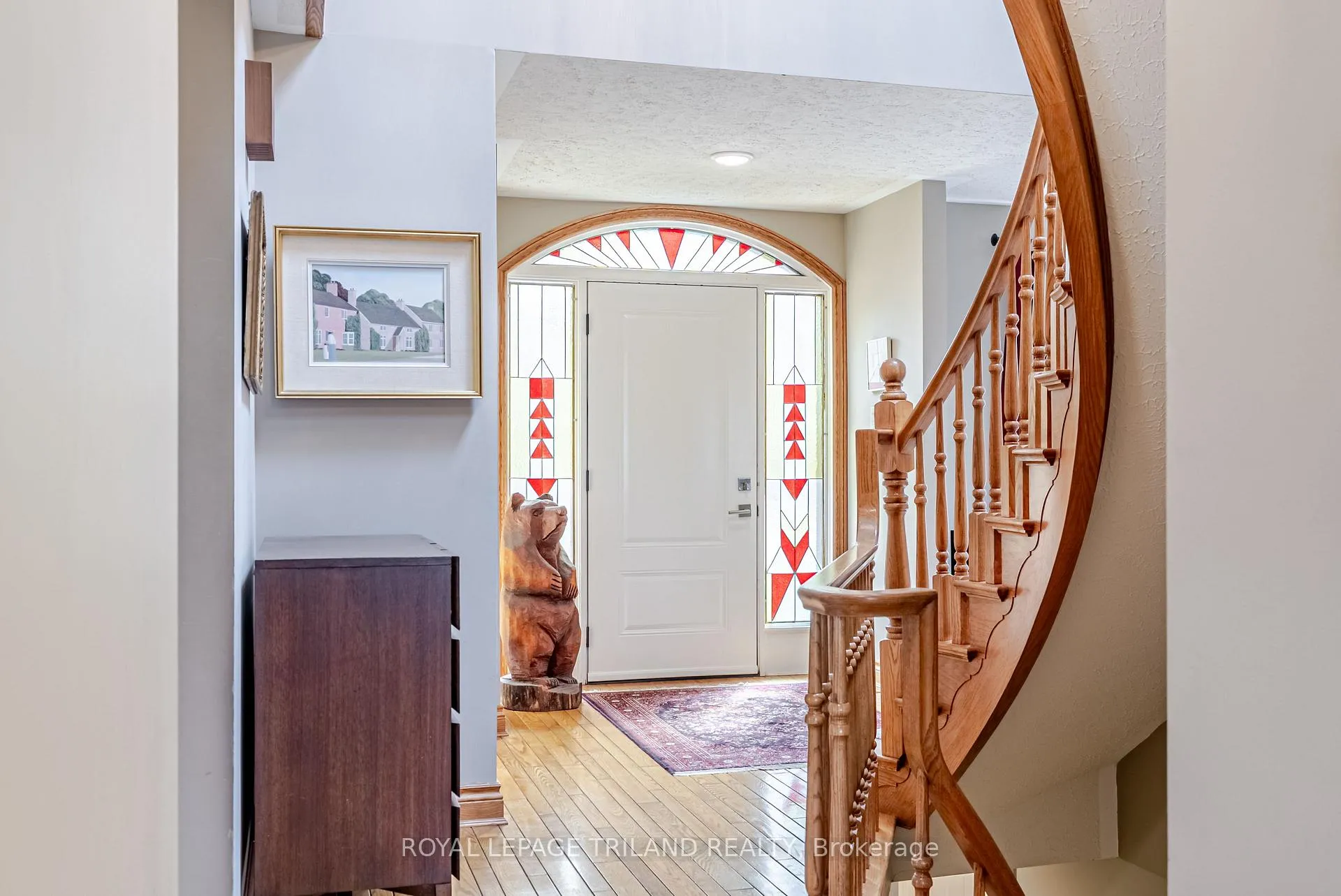 Photo 5 of 28 Sinclair Crescent, Aylmer — HOMEH