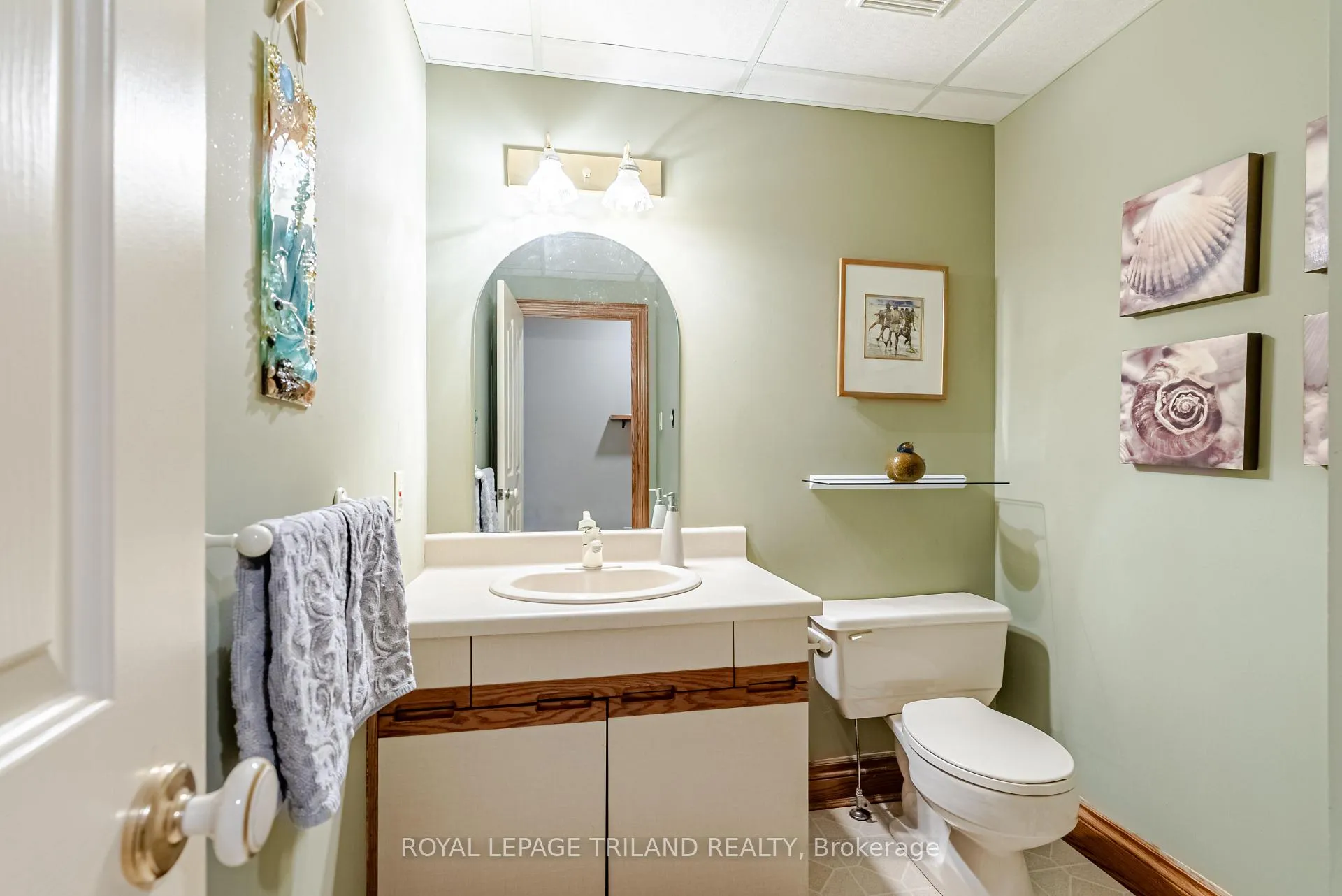 Photo 18 of 28 Sinclair Crescent, Aylmer — HOMEH