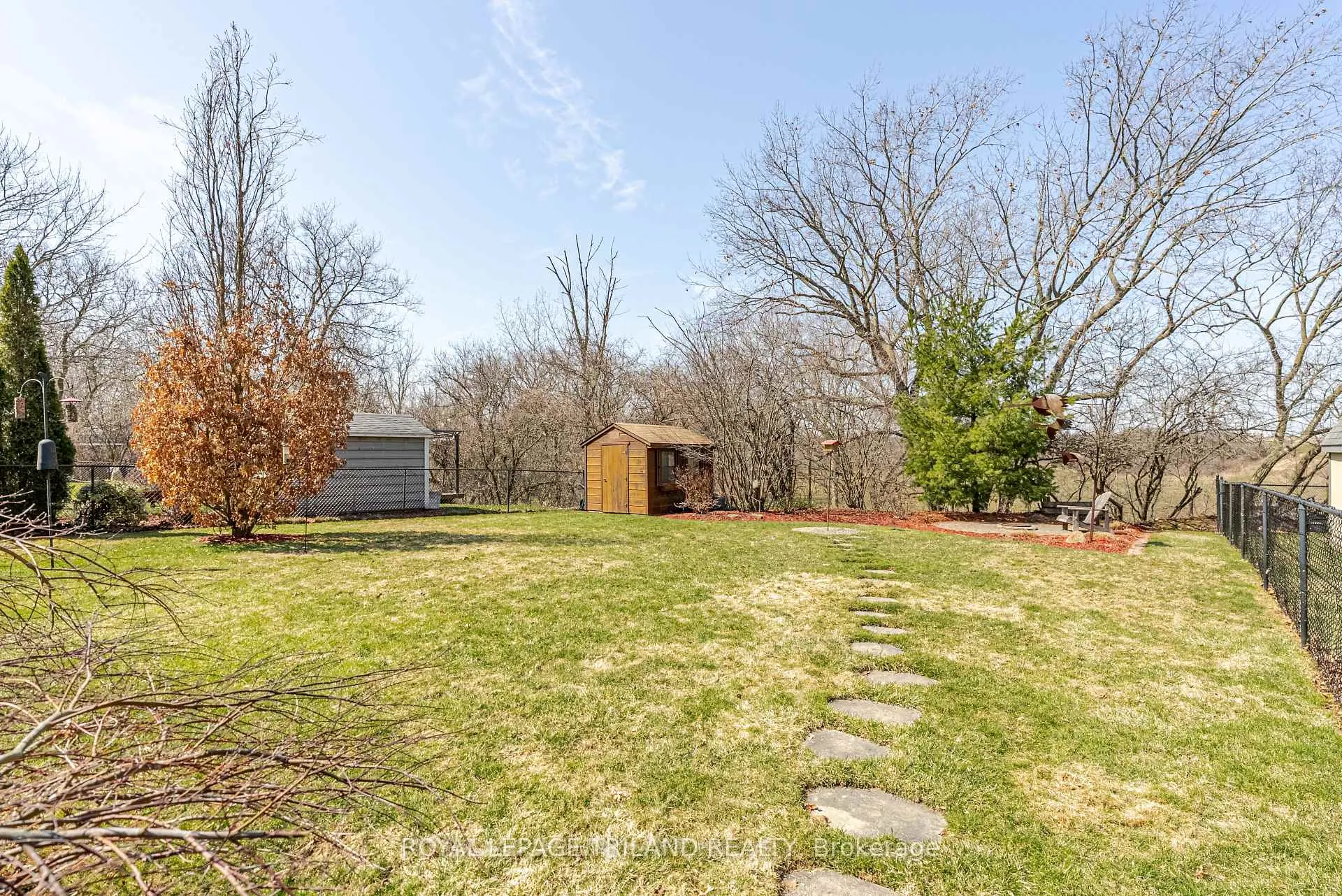 Photo 37 of 28 Sinclair Crescent, Aylmer — HOMEH