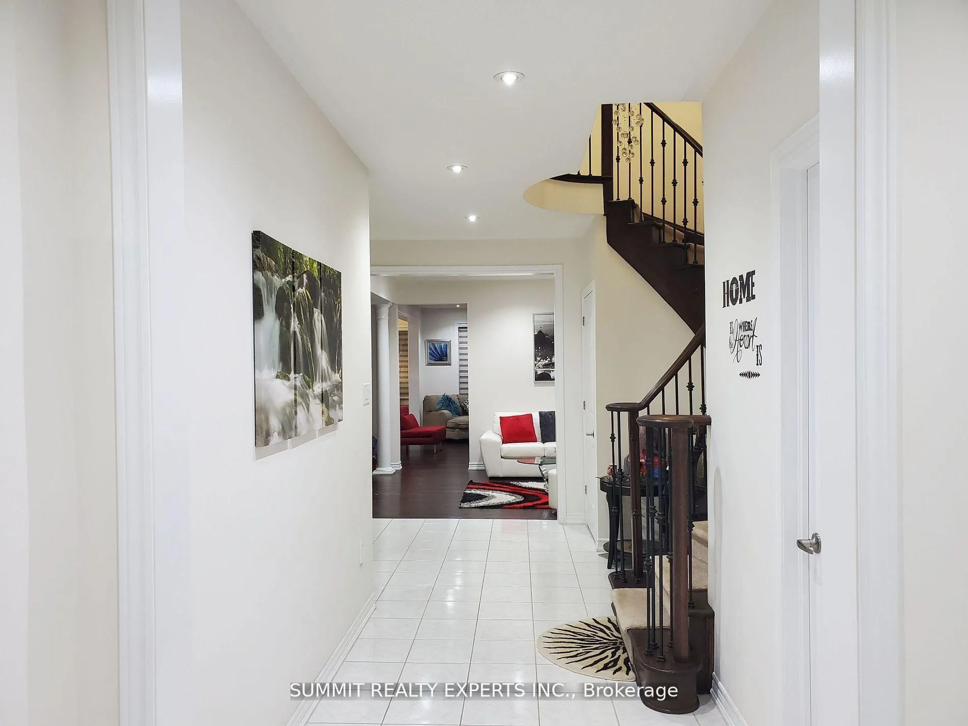 Photo 2 of 74 Antibes Drive, Brampton, Credit Valley — HOMEH