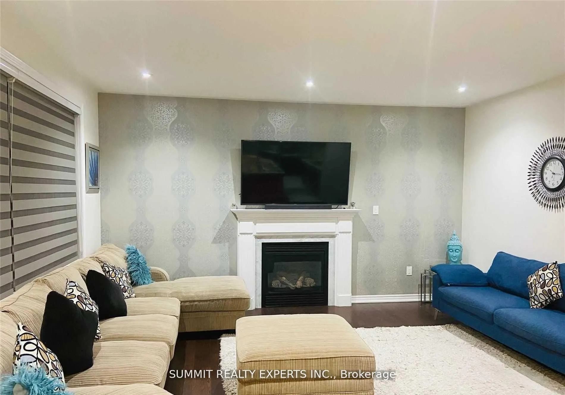 Photo 4 of 74 Antibes Drive, Brampton, Credit Valley — HOMEH