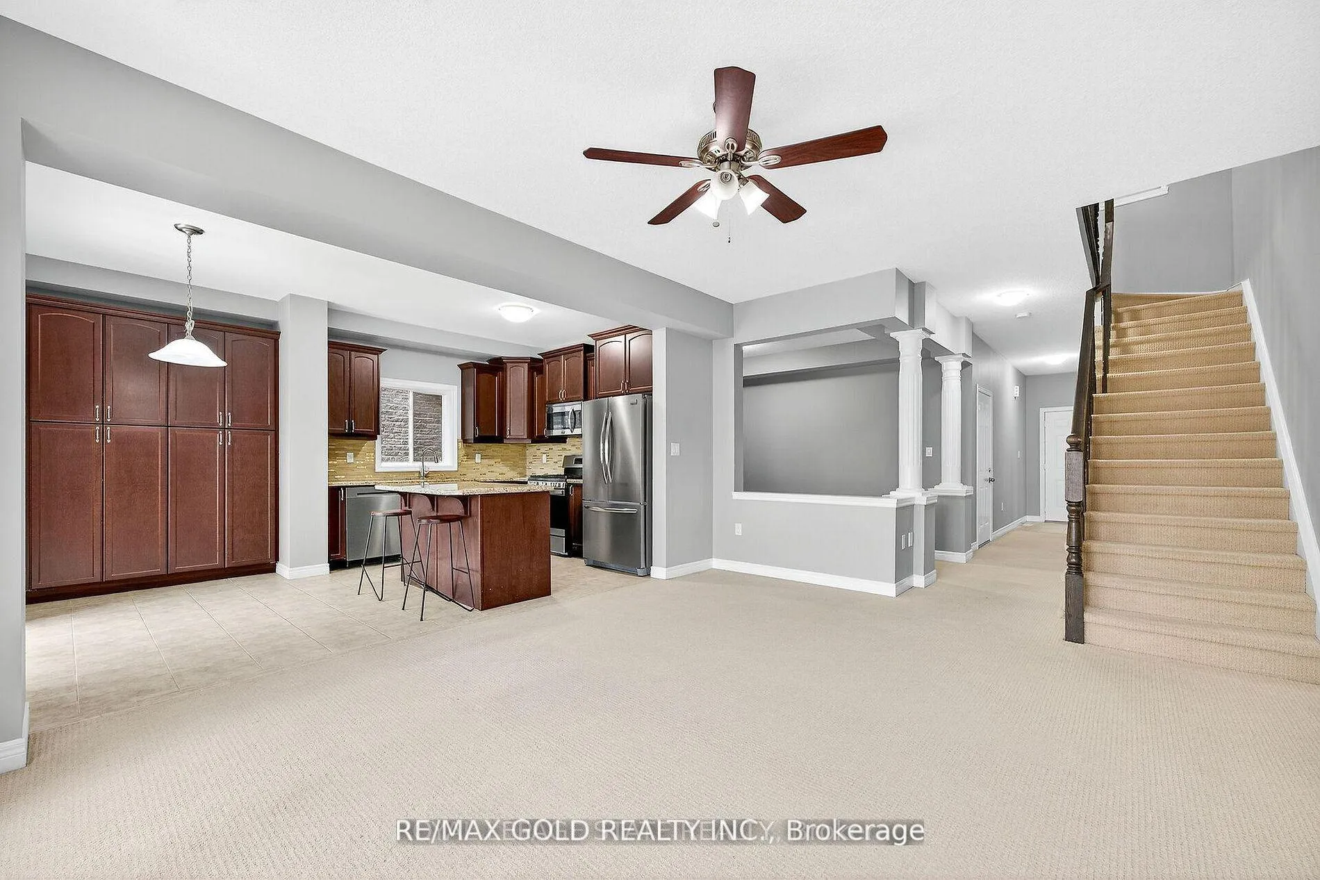 Photo 2 of 61 Irwin Avenue, Hamilton, Ancaster — HOMEH