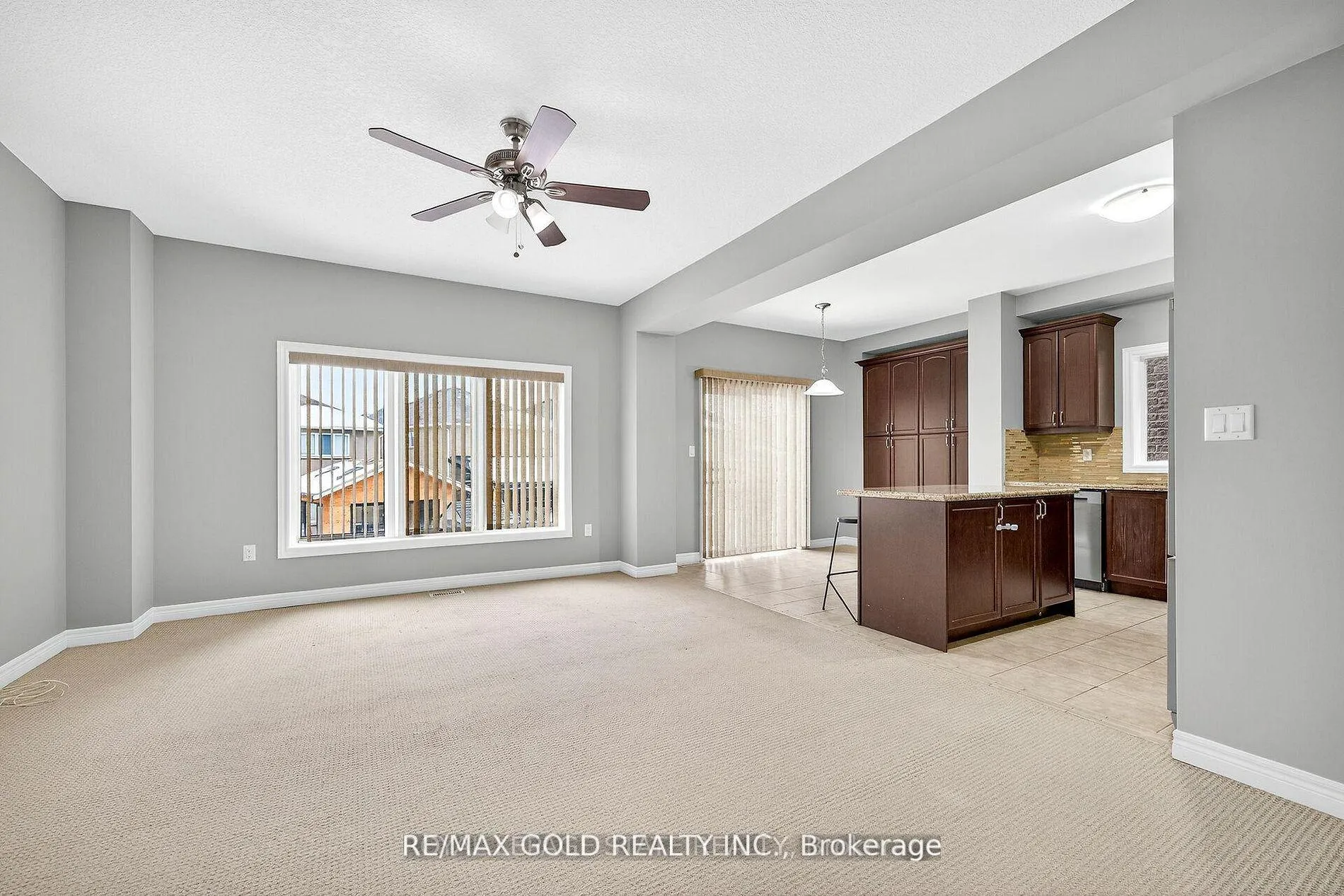 Photo 11 of 61 Irwin Avenue, Hamilton, Ancaster — HOMEH