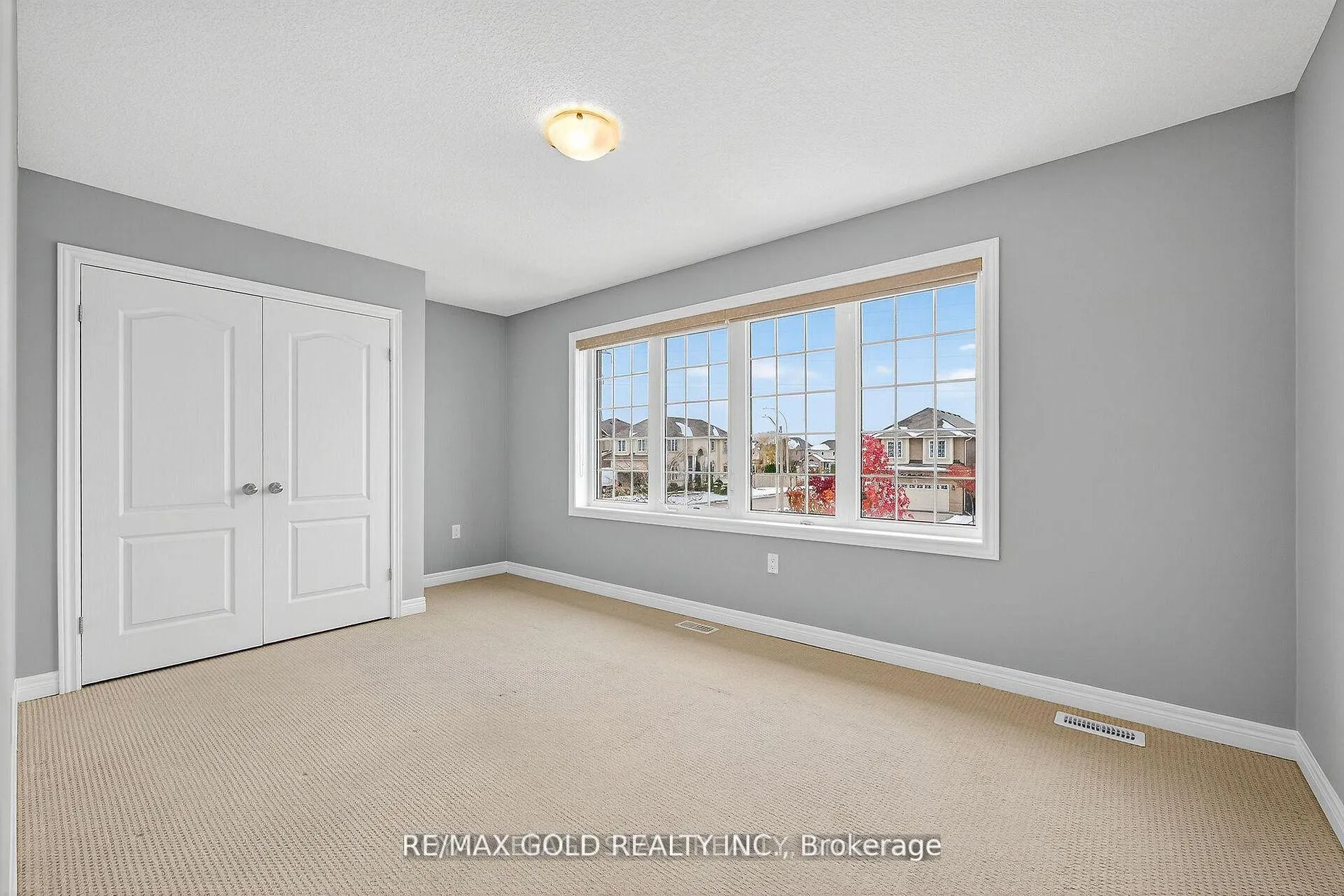 Photo 20 of 61 Irwin Avenue, Hamilton, Ancaster — HOMEH
