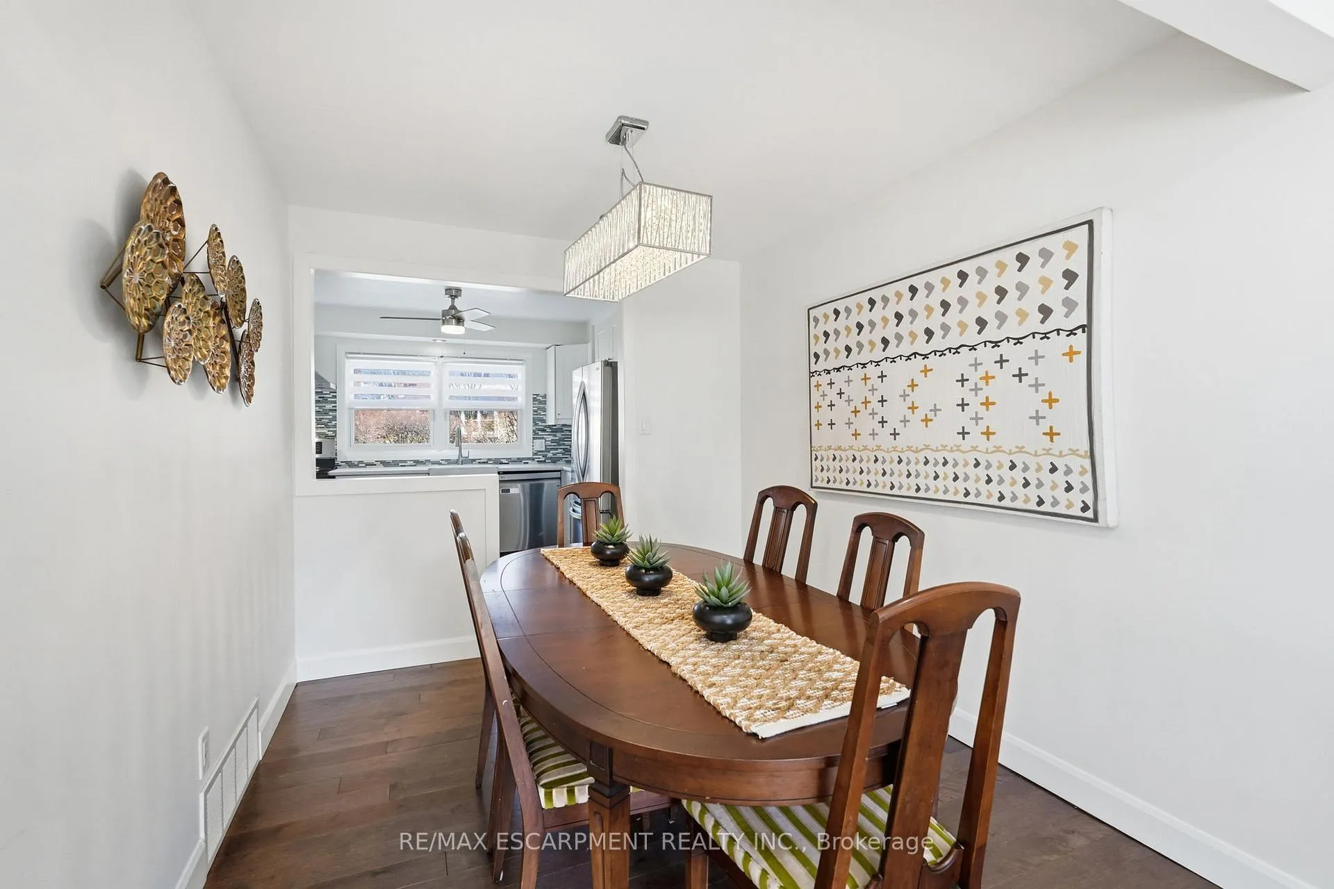 Photo 9 of Unit 4, 2252 Upper Middle Road, Burlington, Brant Hills — HOMEH