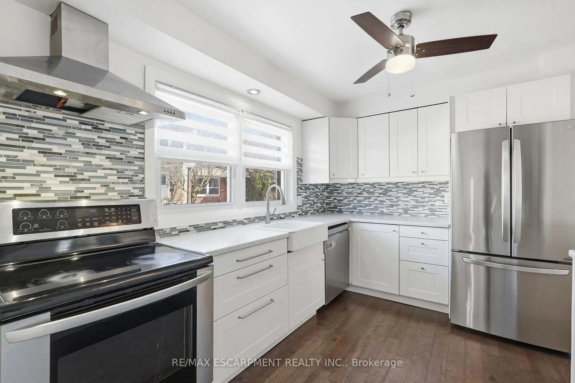 Photo 11 of Unit 4, 2252 Upper Middle Road, Burlington, Brant Hills — HOMEH