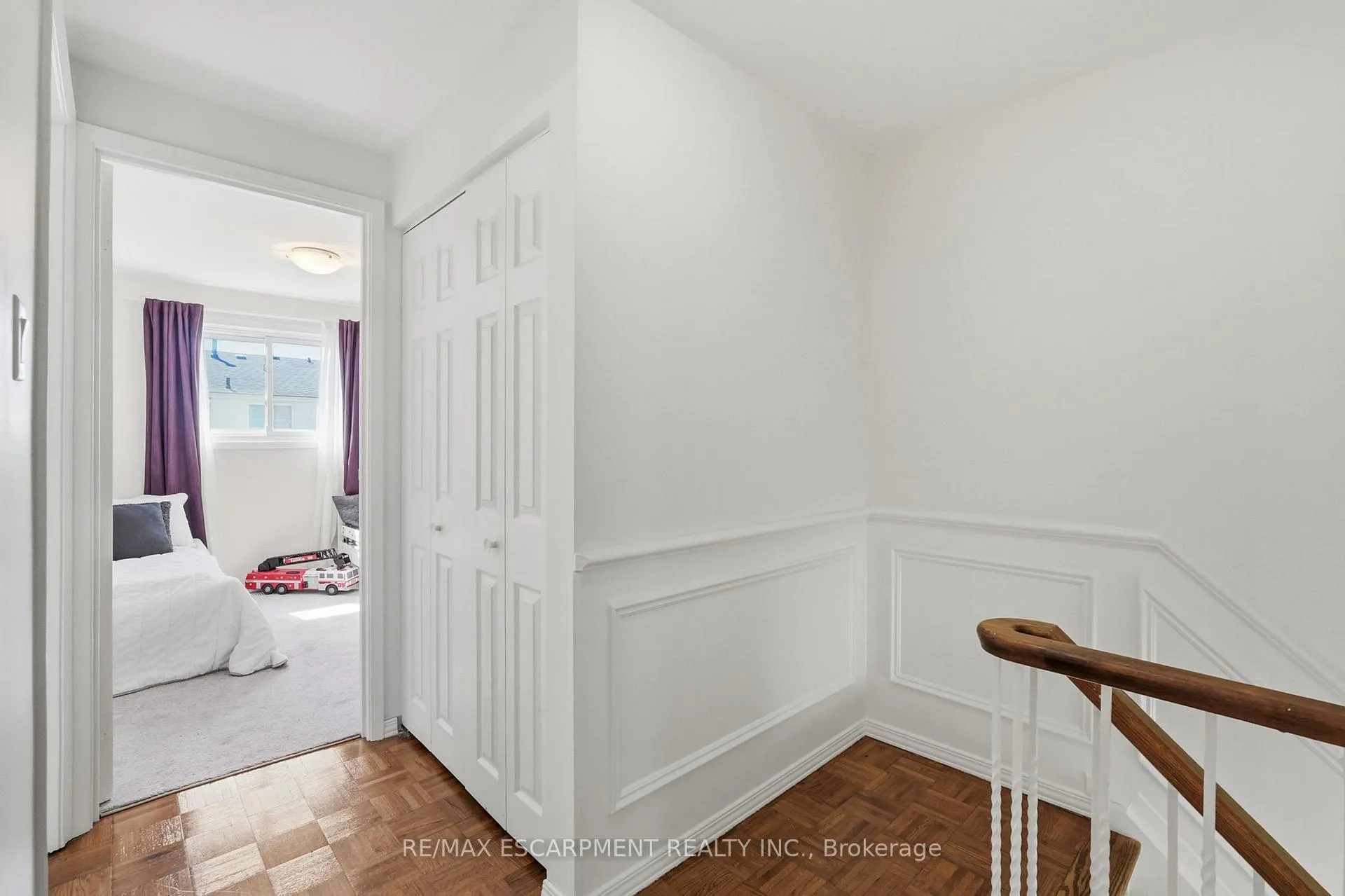 Photo 15 of Unit 4, 2252 Upper Middle Road, Burlington, Brant Hills — HOMEH