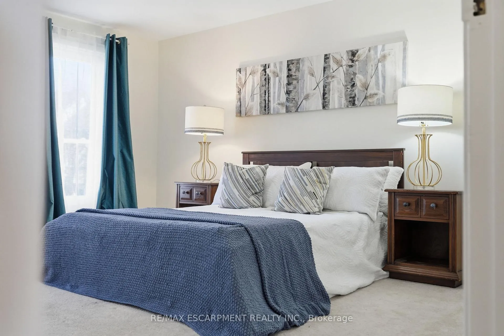Photo 17 of Unit 4, 2252 Upper Middle Road, Burlington, Brant Hills — HOMEH