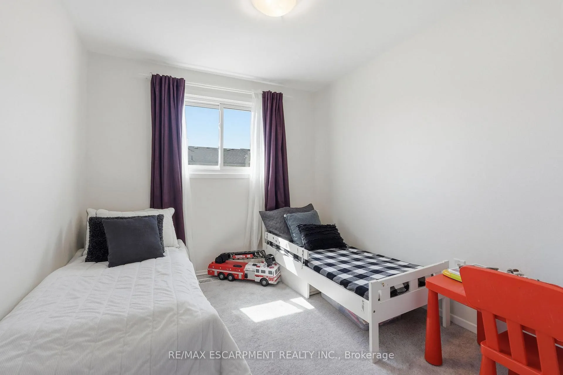 Photo 21 of Unit 4, 2252 Upper Middle Road, Burlington, Brant Hills — HOMEH