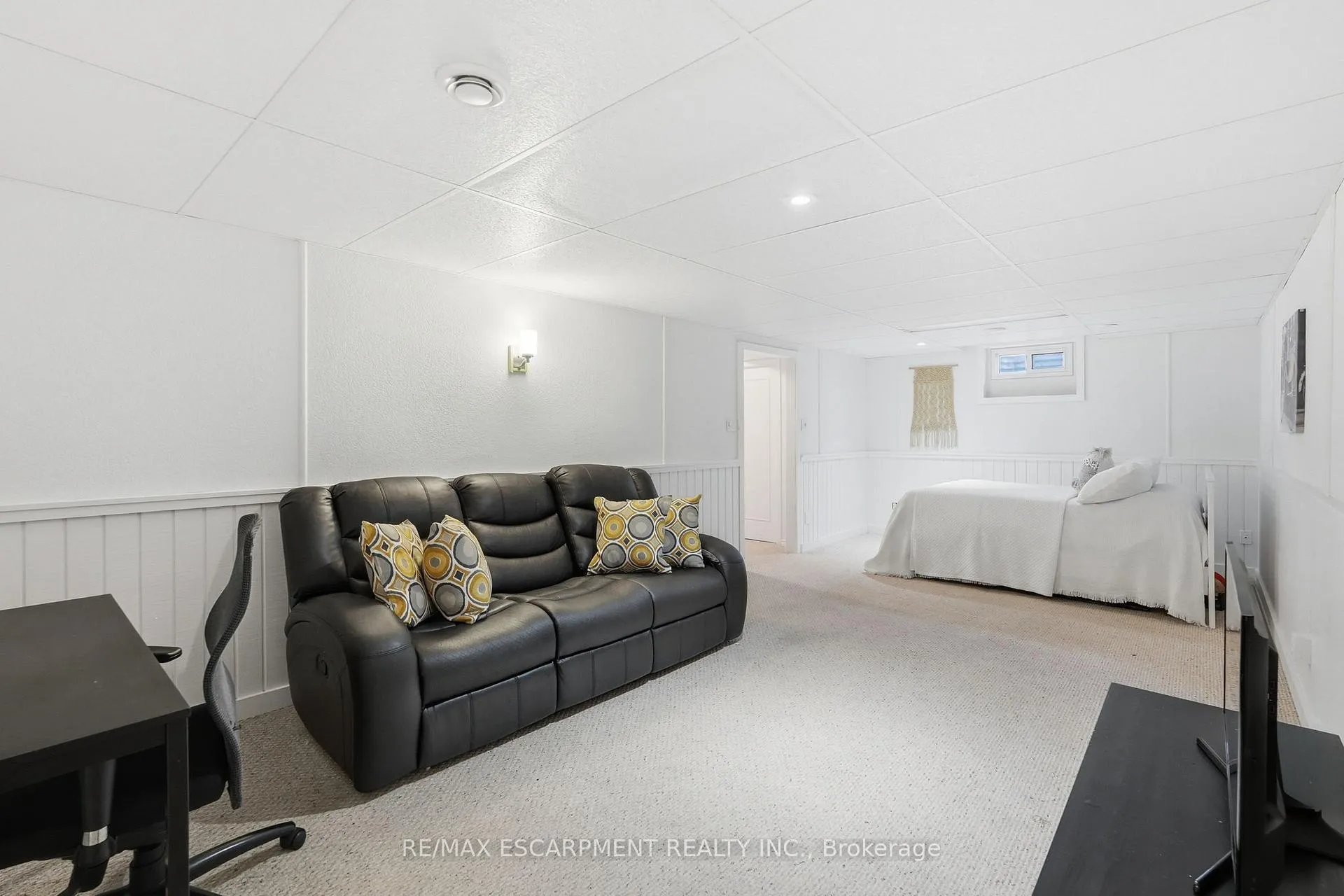 Photo 27 of Unit 4, 2252 Upper Middle Road, Burlington, Brant Hills — HOMEH