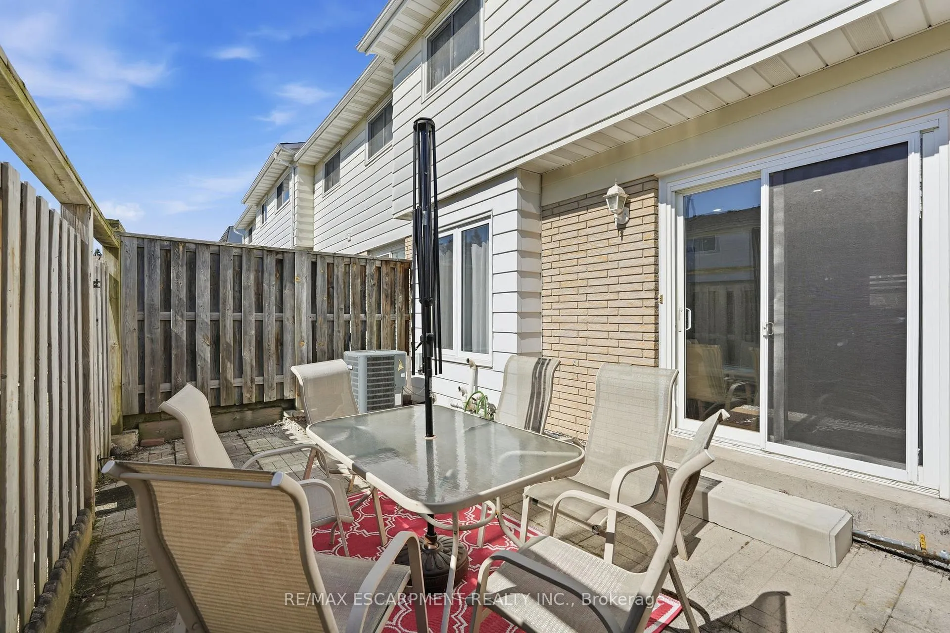 Photo 32 of Unit 4, 2252 Upper Middle Road, Burlington, Brant Hills — HOMEH