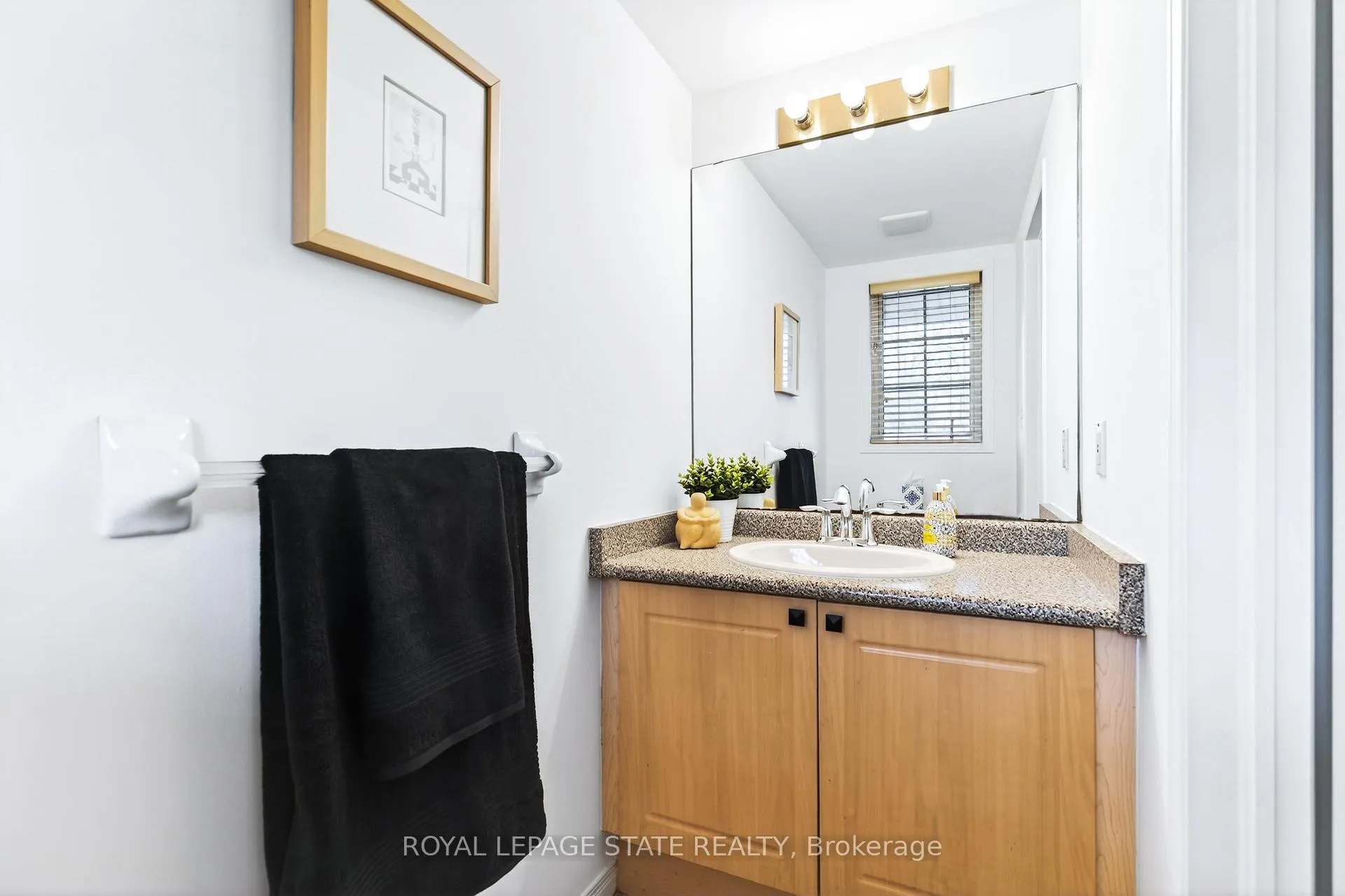 Photo 5 of 1279 Nottingham Avenue, Burlington, Mountainside — HOMEH