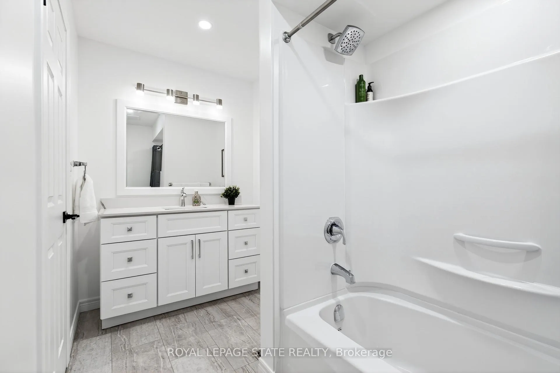 Photo 19 of 1279 Nottingham Avenue, Burlington, Mountainside — HOMEH