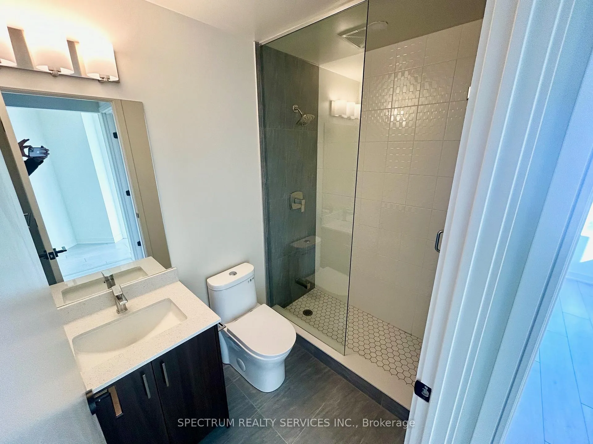 Photo 5 of Unit 1607B, 8020 Derry Road, Milton, Coates — HOMEH