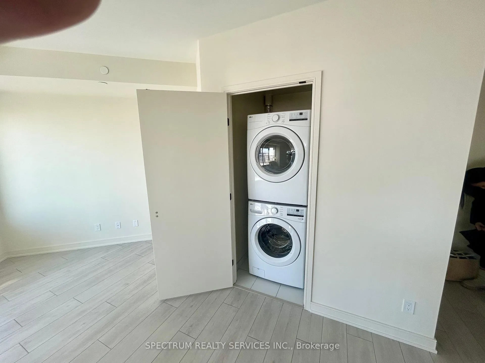 Photo 7 of Unit 1607B, 8020 Derry Road, Milton, Coates — HOMEH