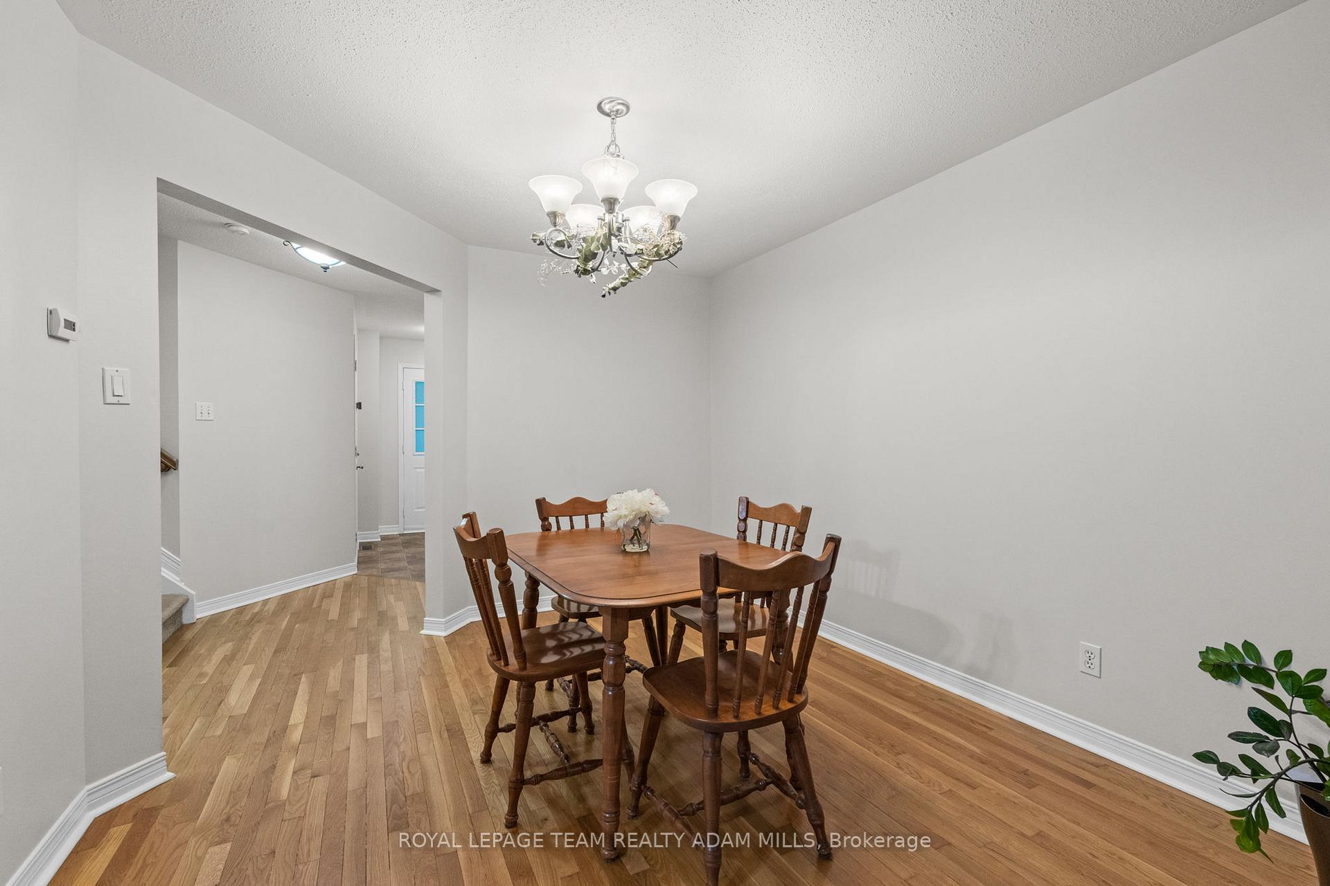 Photo 9 of 194 Blackdome Crescent, Ottawa, Kanata - Kanata Lakes/Heritage Hills — HOMEH